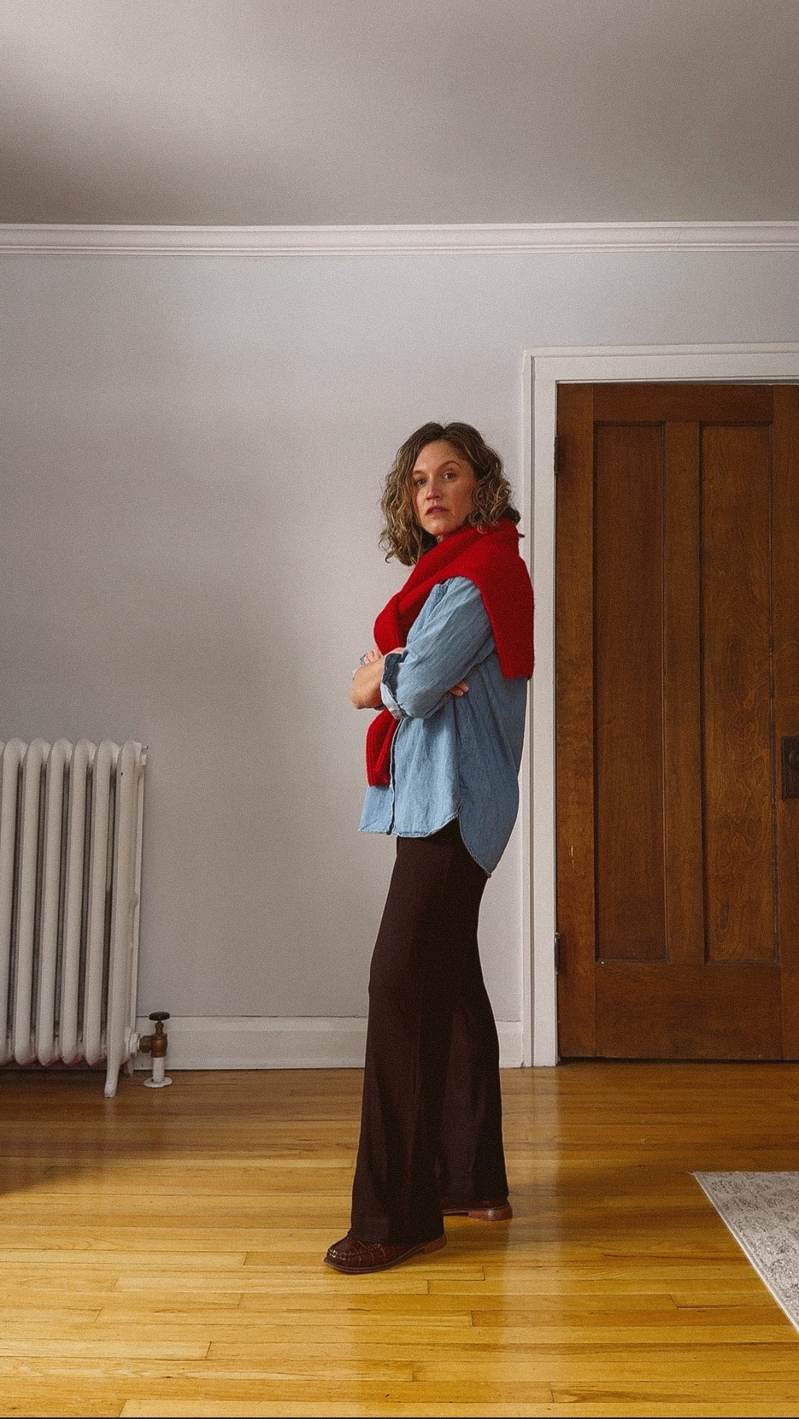 What I Wore: 12.9

Donni Pants, XS, TTS. Everlane tee, XS, TTS for a slim fit. Sézane shirt, 0, TTS. H&M sweater, XS, TTS for an oversized fit. Frēda Salvador loafers, TTS, STITCHANDSALT10 for 10% off. Le Bon Shoppe Her socks. Heaven Mayhem earrings. Parker Necklace from Sela Designs, ASHLEYROHR10 for 10% off. Cluse watch (message me for link!)



#LTKootd #LTKOver40 #LTKgrwm