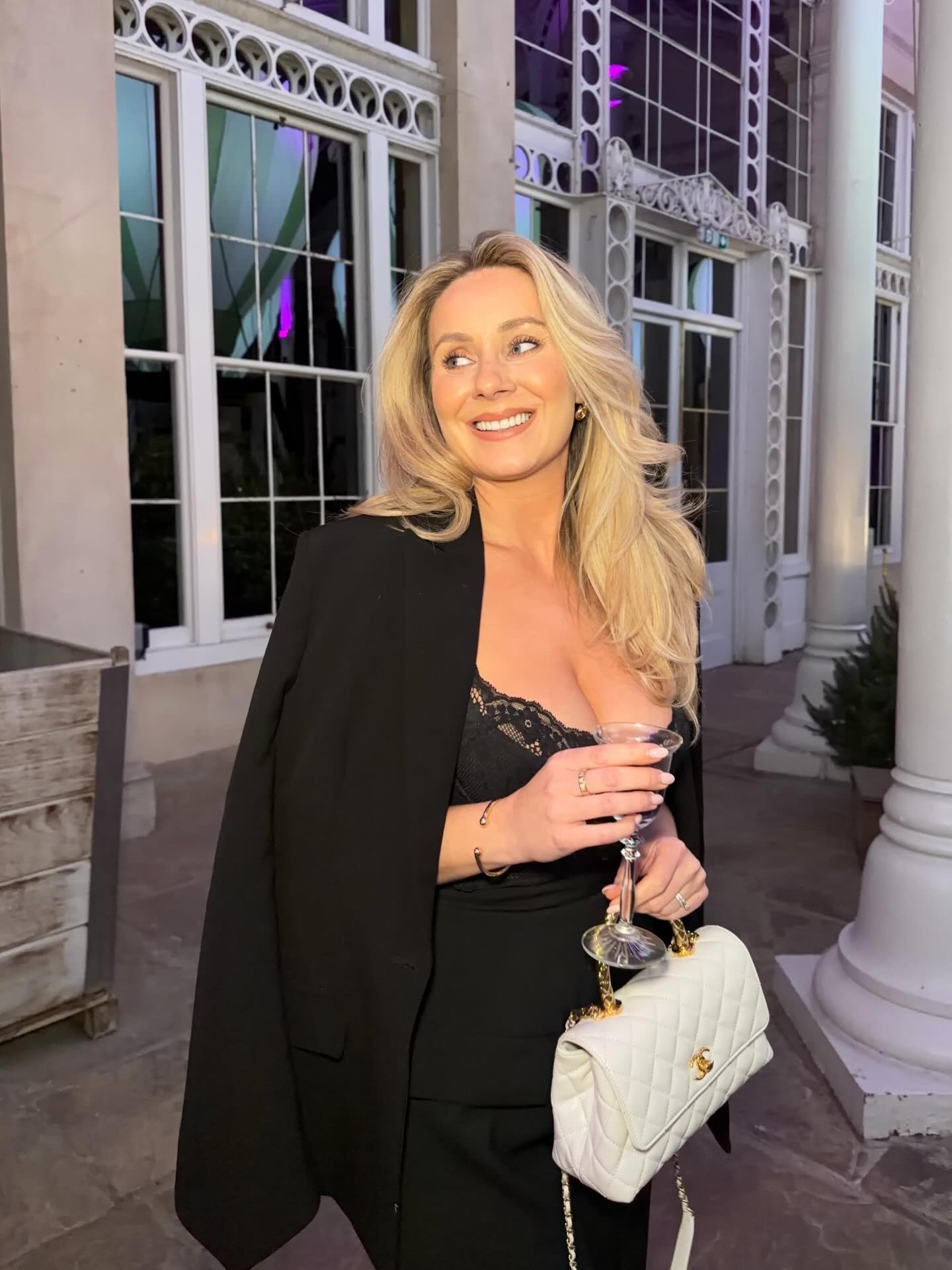 All black 🖤✨

#LTKfestive #LTKuk #LTKpartywear