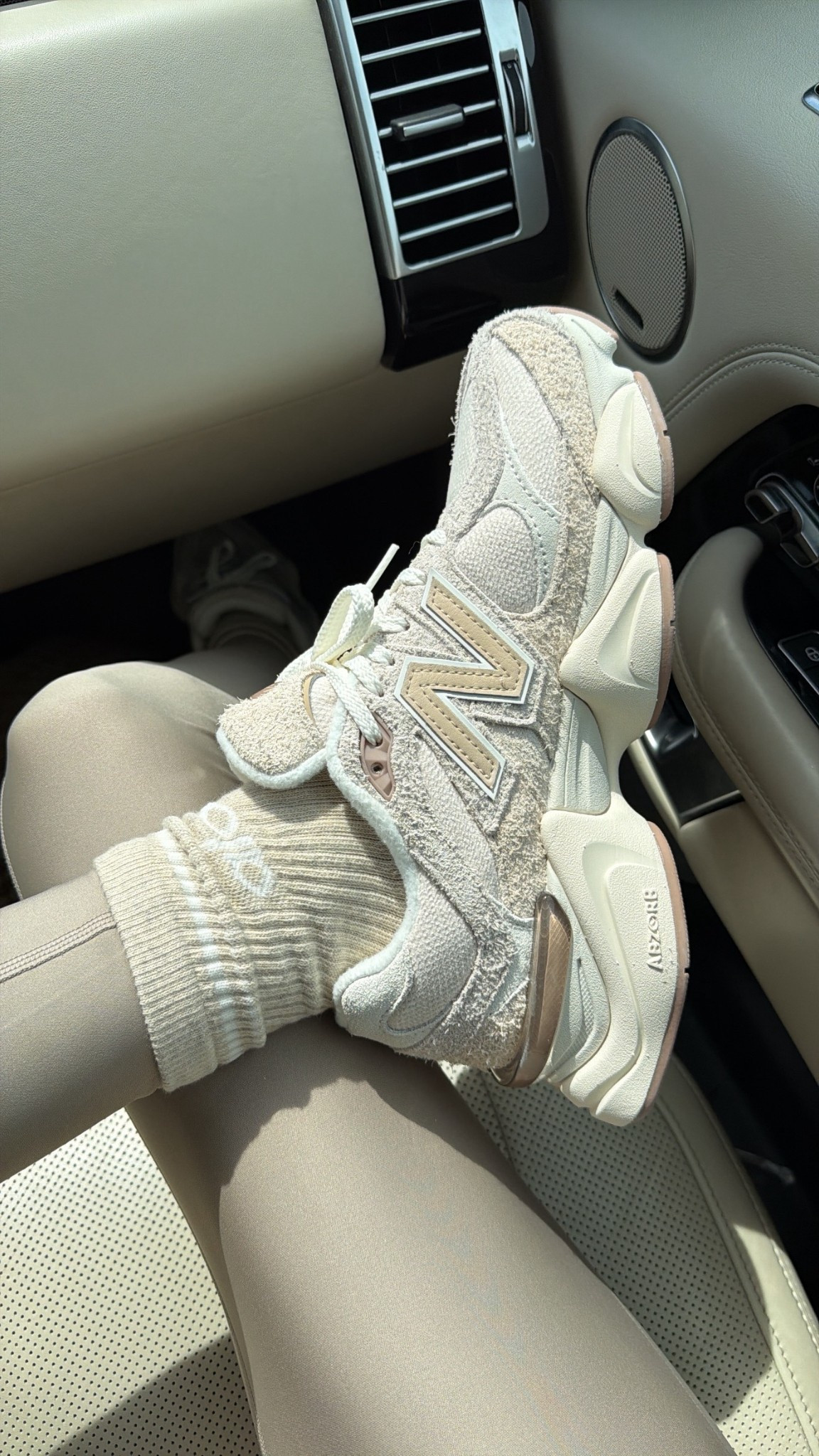 Monochromatic style, neutral sneakers

#LTKActive #LTKootd #LTKTravel