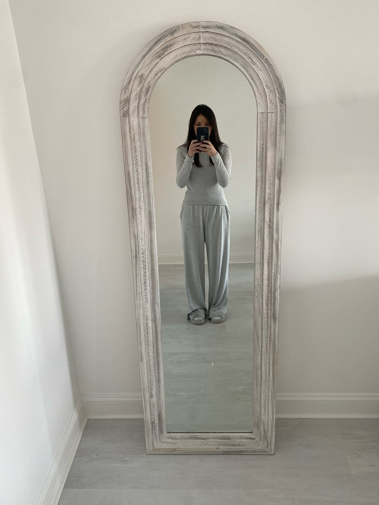 I am obsessed with this mirror. A perfect find in my search as I decorate my new home (check back for more home inspo!). My set is the perfect touch. 

#LTKHoliday #LTKhome