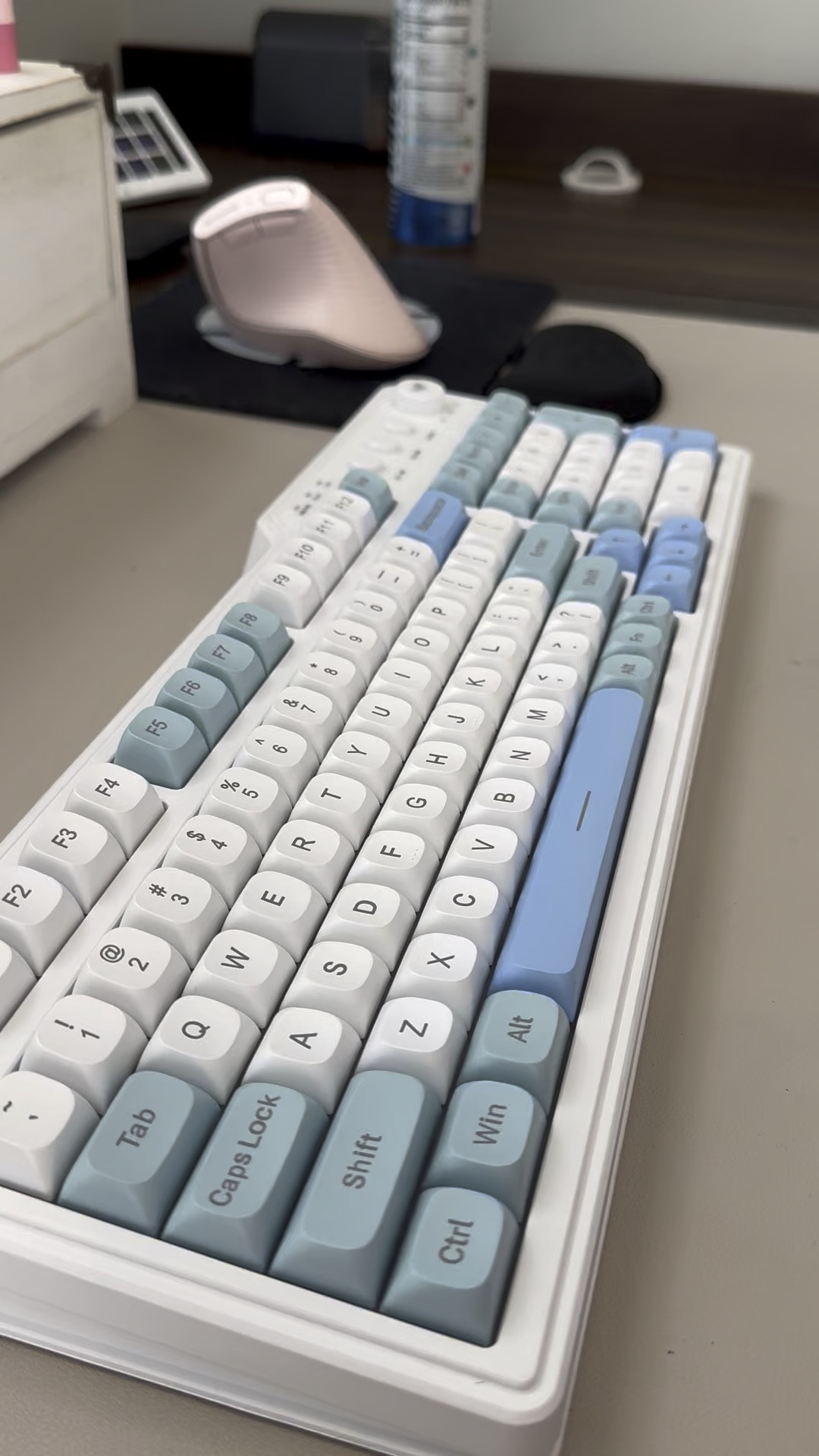 Unbox my new Creamy, thocky keyboard #homeoffice #workfromhome

Find the exact keyboard on my TikTok 

#LTKFindsUnder50 #LTKHome