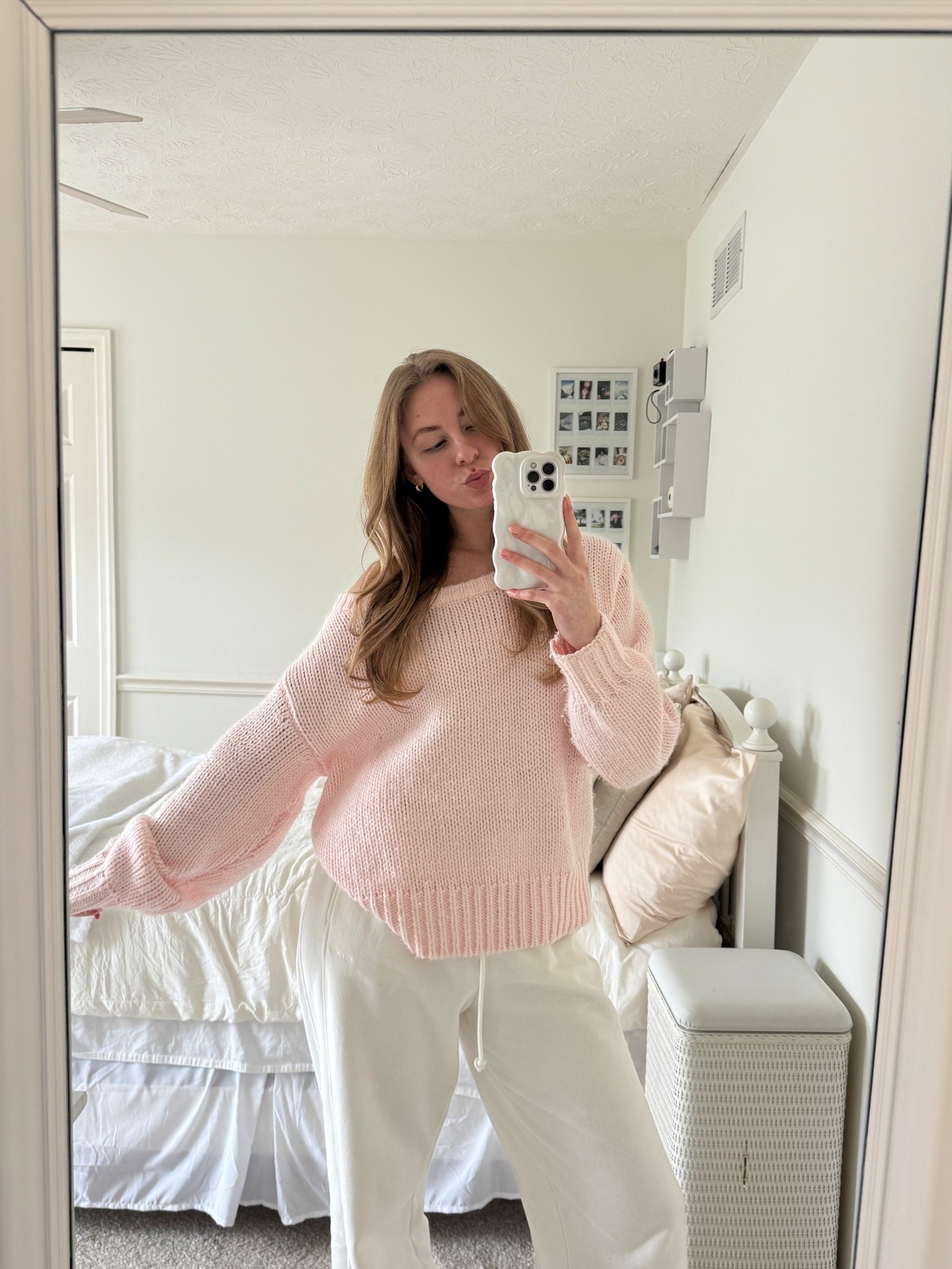 Friday ootd 🤍

& this sweater is only $50 right now!! Wearing a size medium <3

#outfitinspo #springootd 

#LTKootd #LTKgrwm #LTKSpringSale