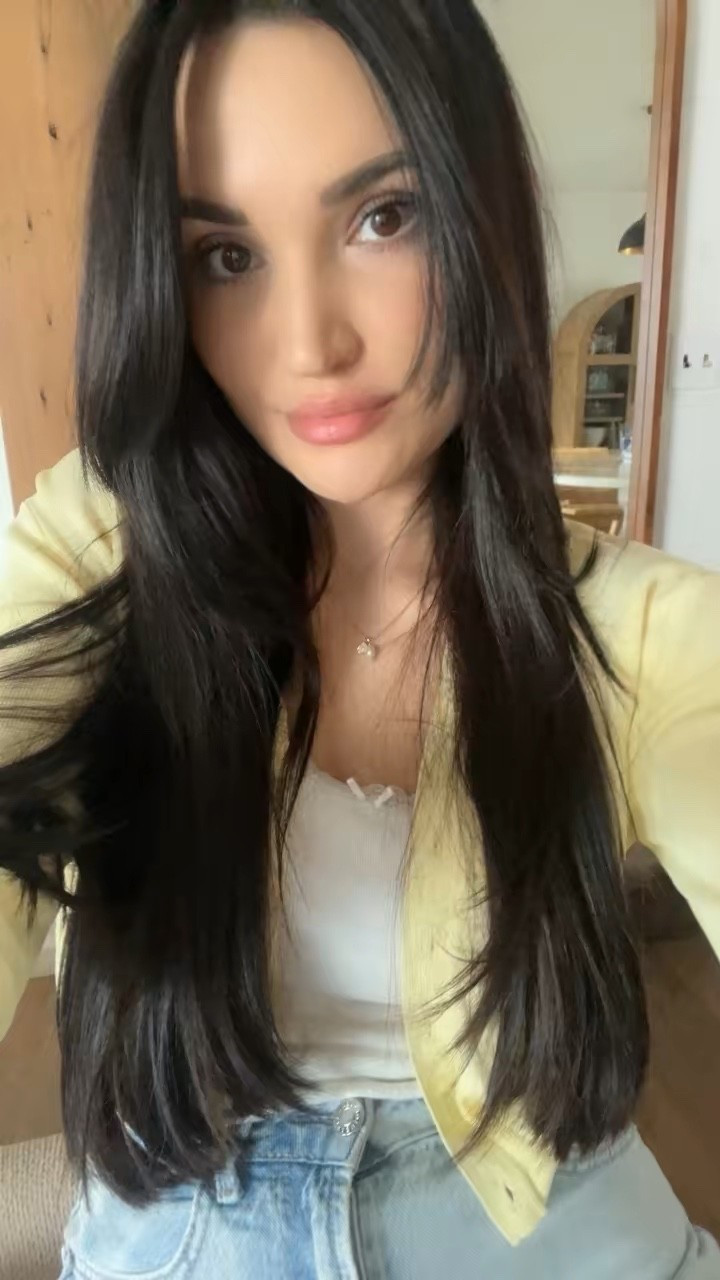 POV: she is stepping out of her sad beige era 🌼✨

This yellow moment from Lioness x Revolve is giving sunshine.
Soft, feminine, but still that girl.

Spring reset = brighter colors, lighter energy, and showing up as your most radiant self 💛

#LTKStyle #SpringStyle #Revolve #SpringRefresh

#LTKootd #LTKSeasonal
