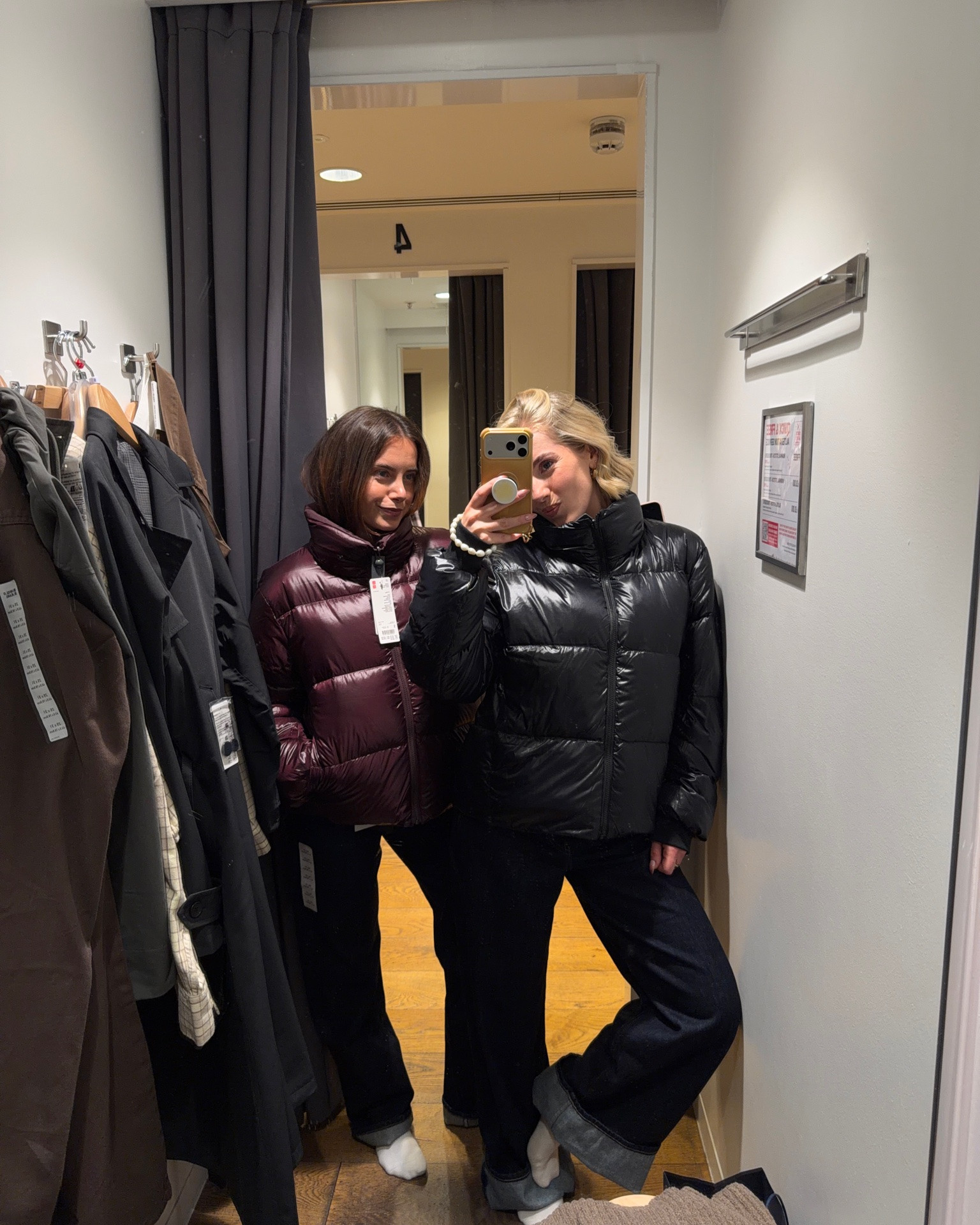 Uniqlo faves with my girl !! @UNIQLO 💌🍁🤎 #autumn #outfitideas #autumnoutfits