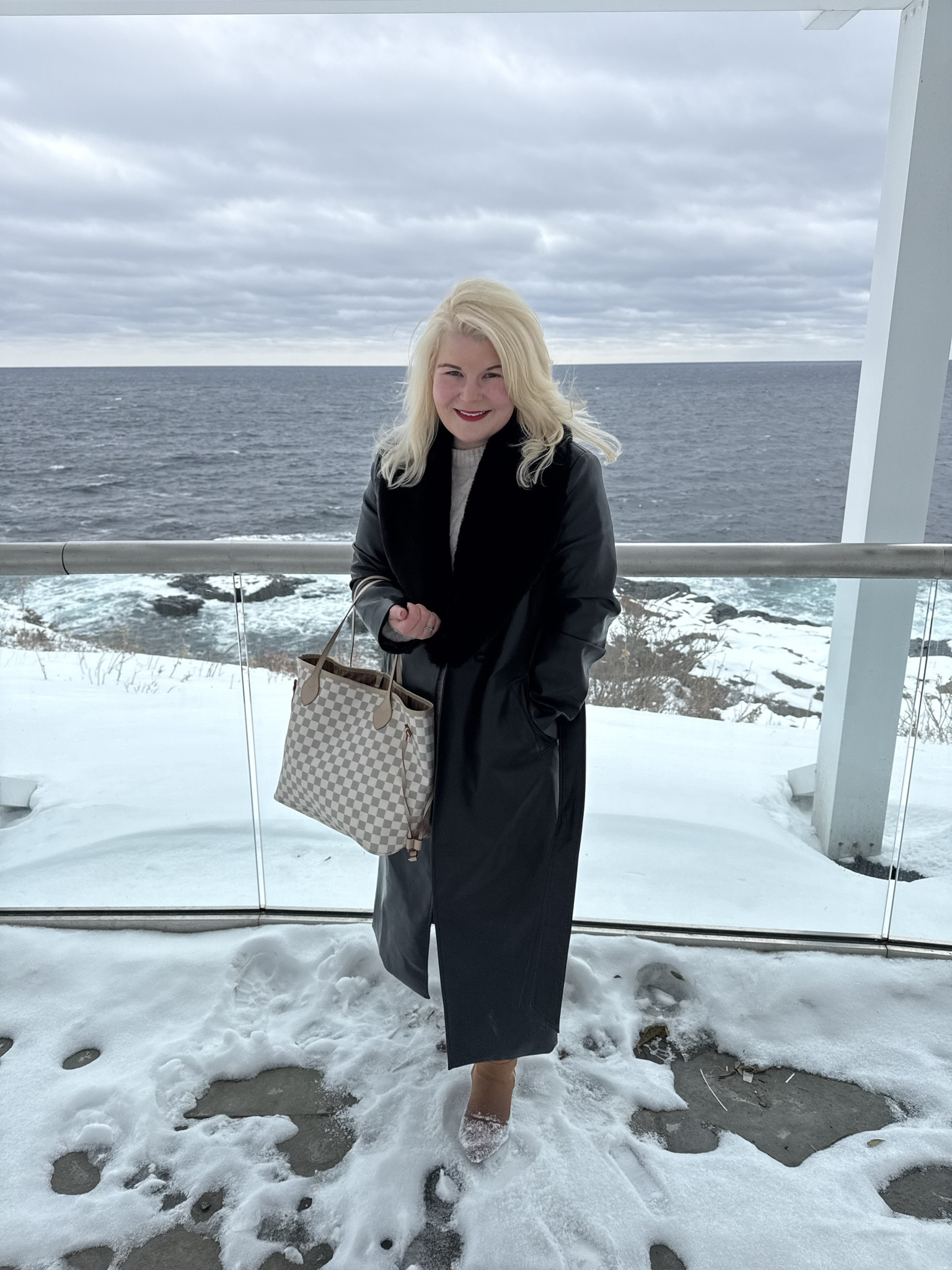 Night out. This faux leather jacket is perfect for sprucing up any outfit. 

#LTKPetite #LTKParties #LTKHoliday