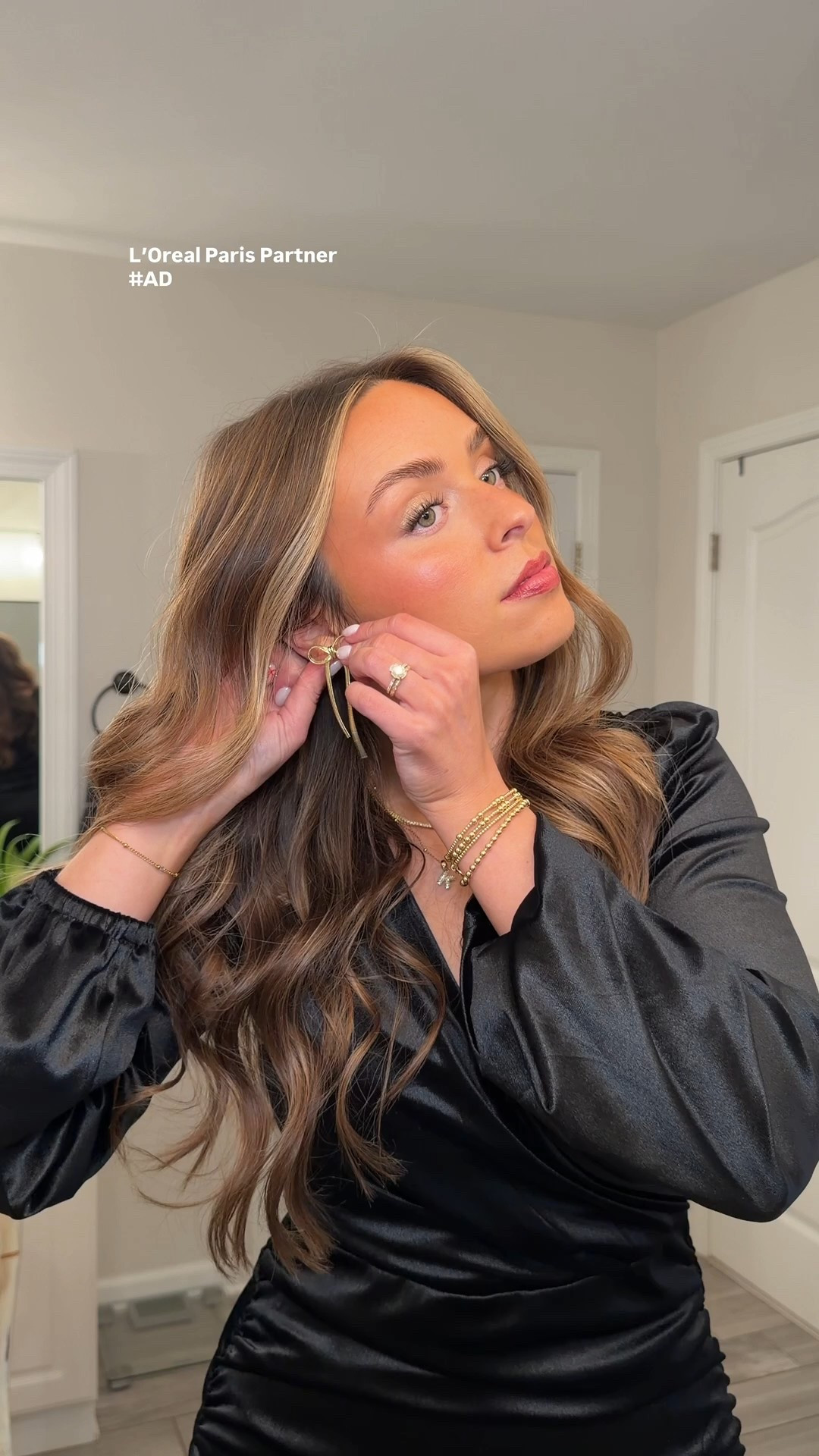 #LOrealParisPartner #AD | Our favorite @lorealparis setting mist just got a new big sis!👯‍♀️The XL stays on my counter for every day, and the OG size sticks with me on-the-go✨ Pick it up during your next @target run!🎯🏃‍♀️
#TargetPartner #Target #LOrealParisMakeup #LOrealParisCosmetics #LOrealParis @targetstyle @shop.ltk #liketkit 

#LTKBeauty #LTKgrwm