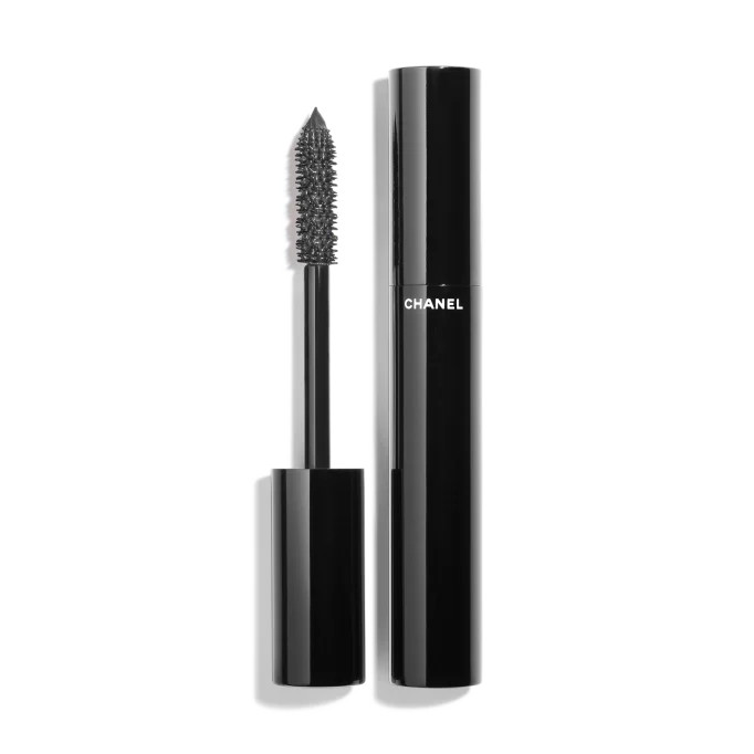 LE VOLUME DE CHANEL WATERPROOF Mascara 10 - Noir | CHANEL | Chanel, Inc. (US)