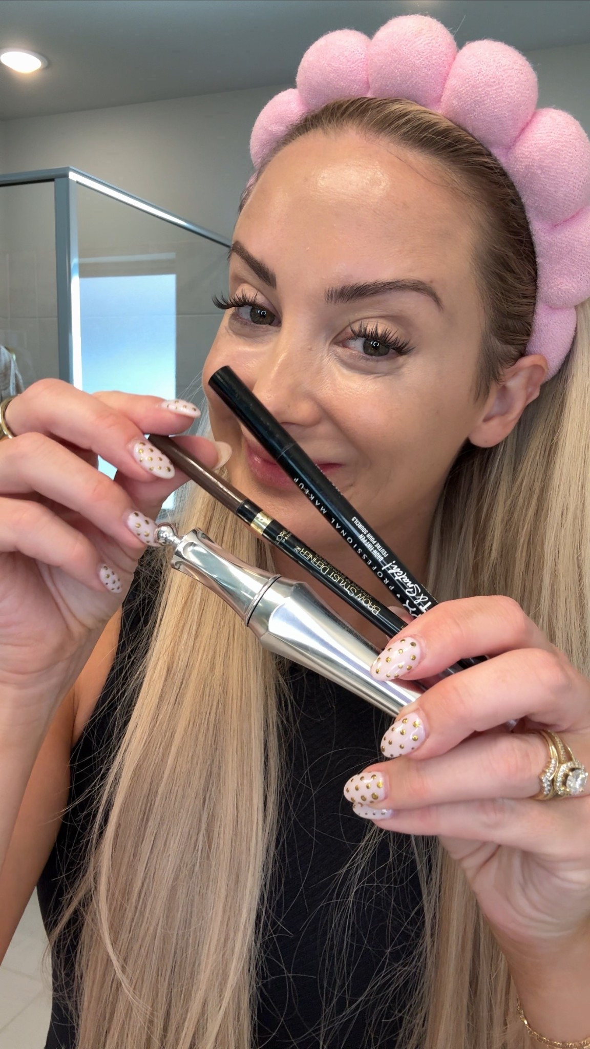 3 products to fake the fullest brows 🤌🏻 they’ll never know 👀 



#LTKFindsUnder50 #LTKBeauty