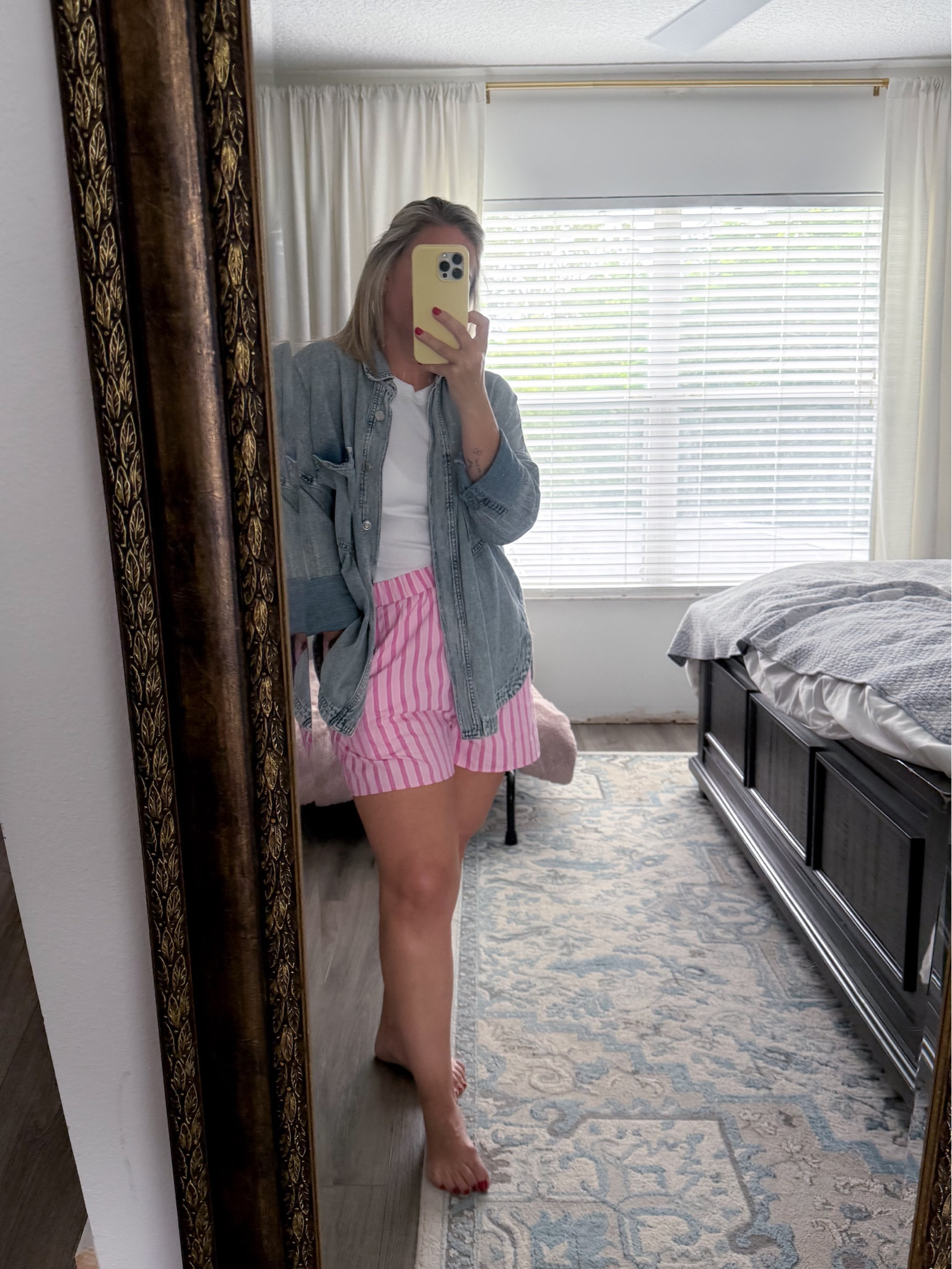 Gloomy rainy day fit! My favorite Jean jacket from @VICI paired with the new stripe shorts and a white tank from #oldnavy!

#LTKdayinmylife #LTKootd #LTKSaleAlert