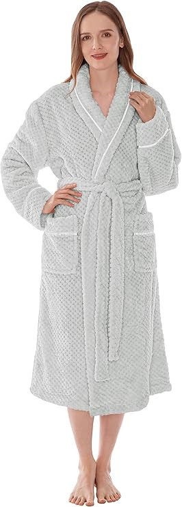 PAVILIA Women Plush Fleece Robe, Soft Textured Bathrobe, Lady Cozy Spa Long Robe | Amazon (US)