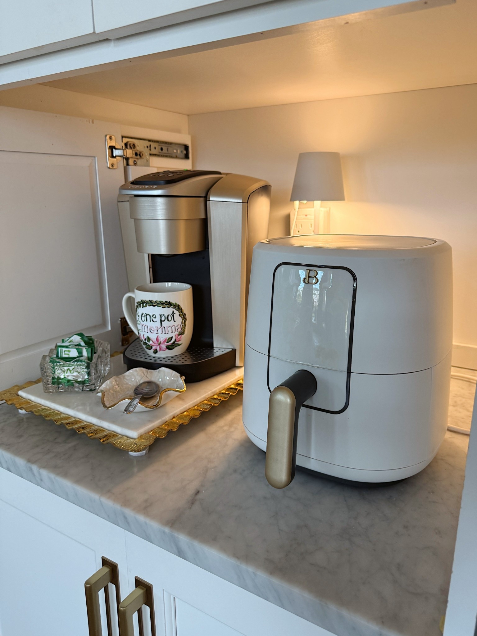 Love this beautiful airfryer from Walmart!! And my Keurig single serve coffee maker on Amazon!!

#walmart #walmartfinds #kitchenfinds #airfryer #weddingregistry #aesthetickitchen #coffeemaker

#LTKHome #LTKfoodie