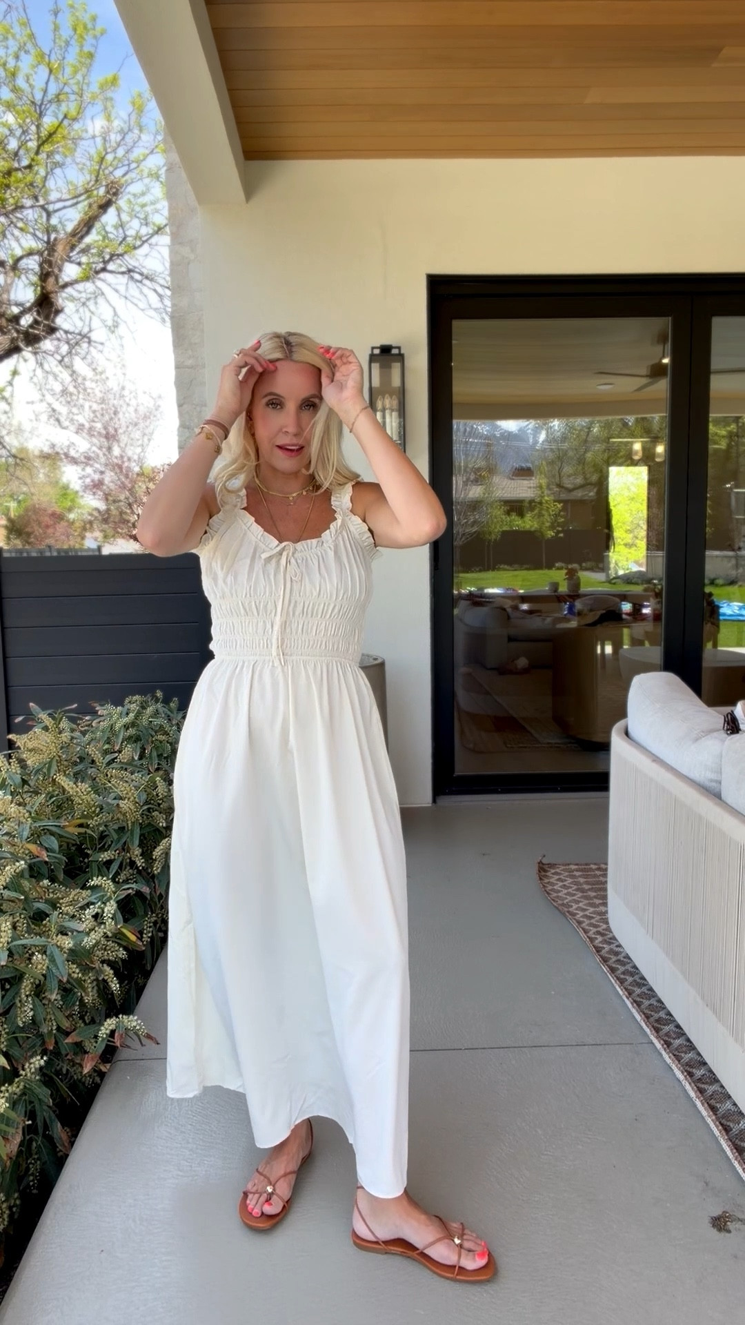 This dress looks designer! 

#LTKmomlife #LTKgrwm #LTKootd
