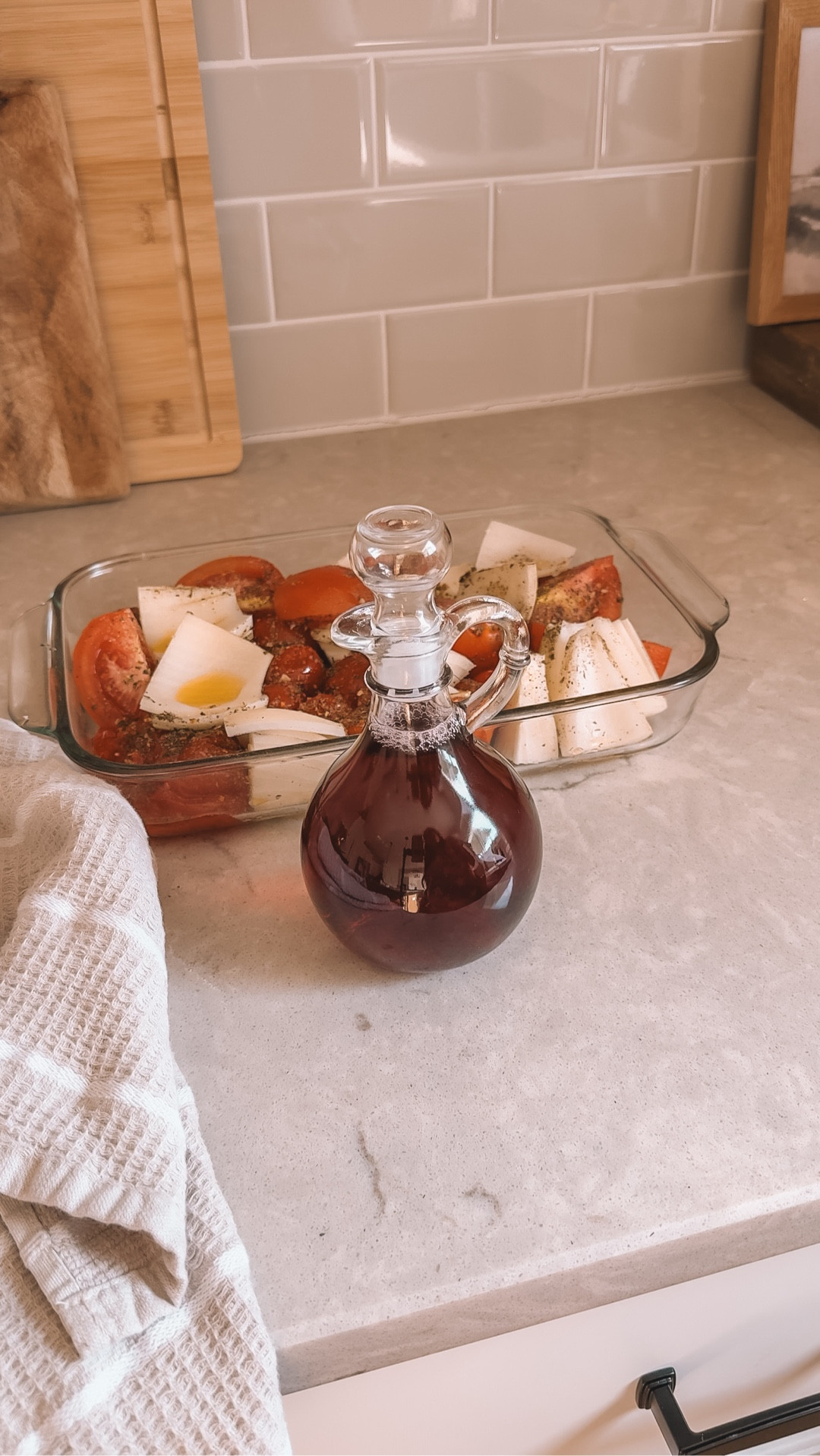 The perfect aesthetic addition to my kitchen is this glass cruet. 

#kitchenmusthaves #kitchendecor

#LTKHome #LTKfoodie