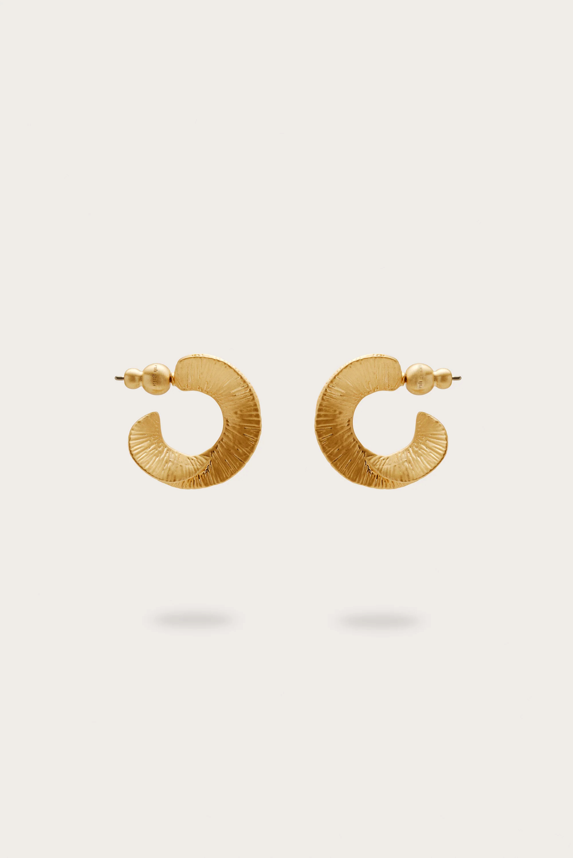 REN MINI HOOP EARRING - BRUSHED BRASS | Cult Gaia - US