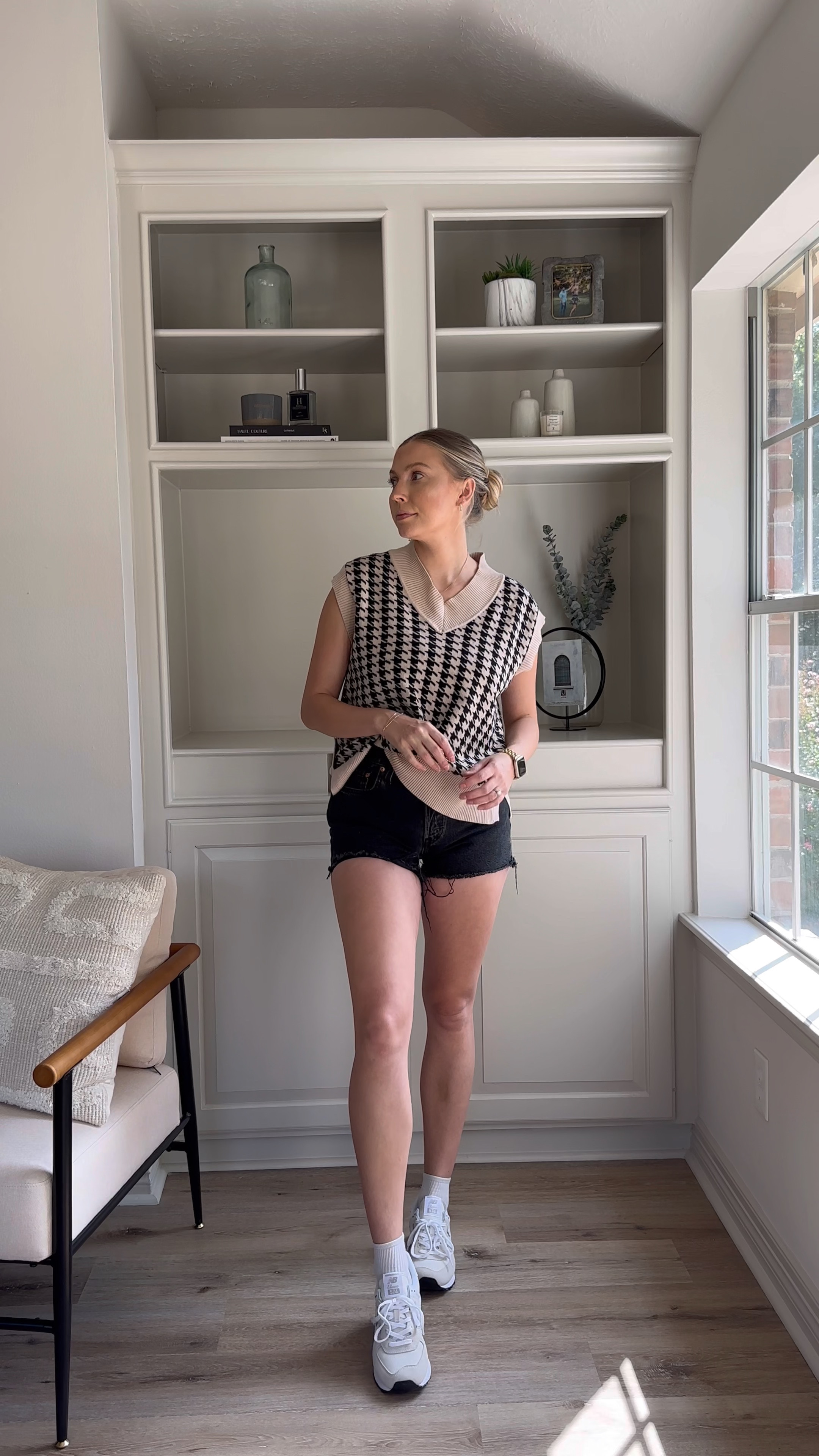 Fall mom outfit of the day
Sweater vest in S
Size up in denim shorts
Size up .5 in new balance sneakers

#LTKSeasonal #LTKstyletip #LTKshoecrush