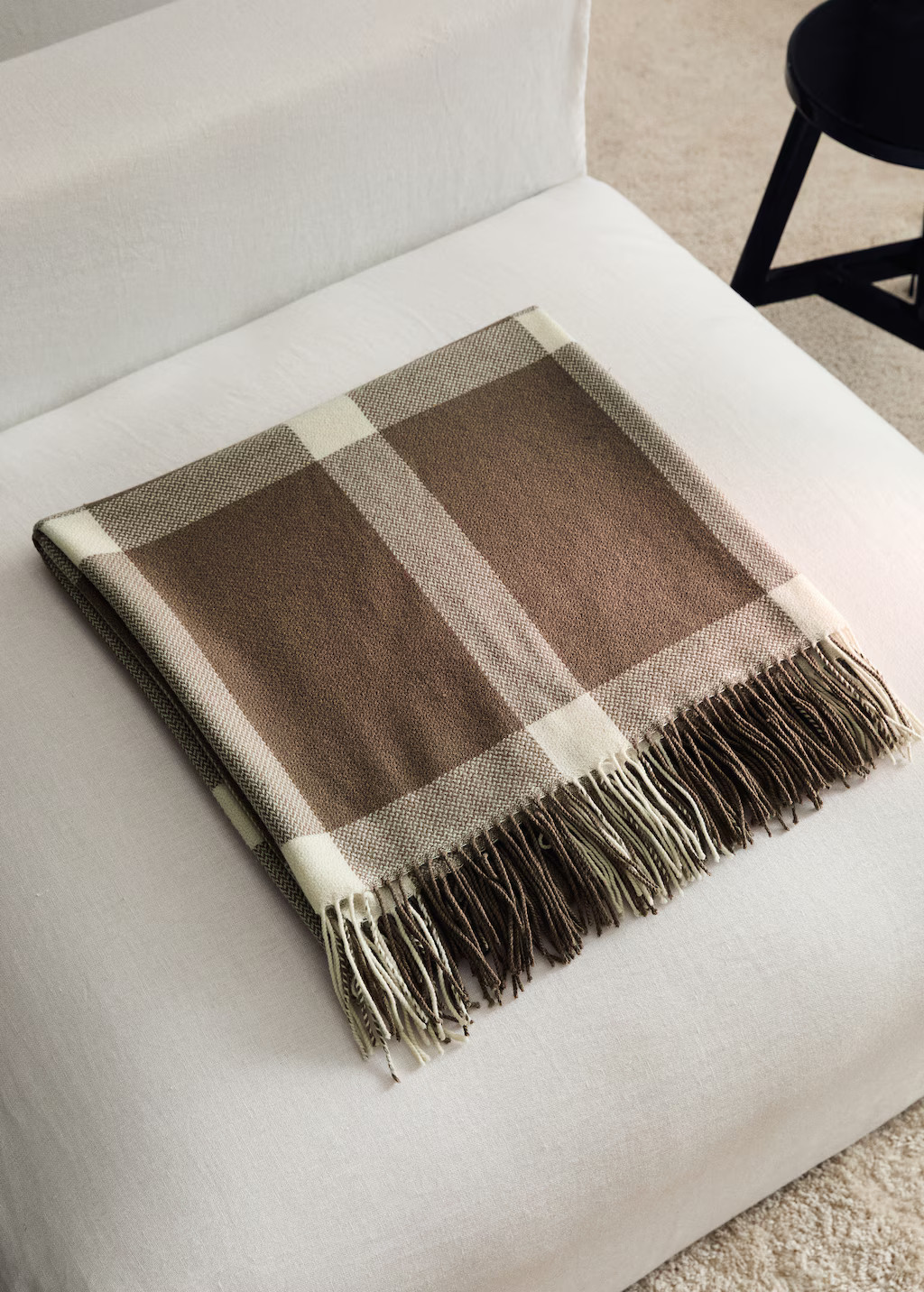 Wool blanket with fringe finish | Mango (US/MX/AU)