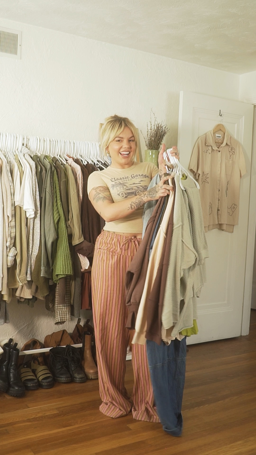 wearing my true 29 in the jeans 
a size medium in the henley 
and a large in the romper! 

the jeans and henley are TTS, the romper runs small!! 

#LTKStyleTip #LTKGiftGuide #LTKHoliday