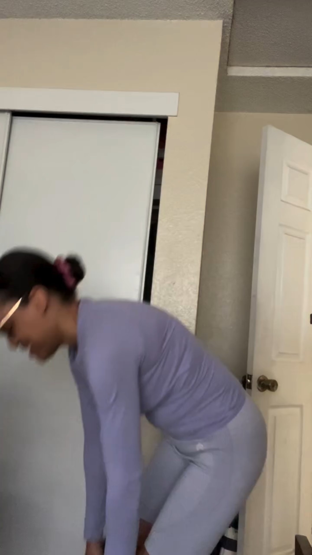 Total lower body day @evolveyou  and had my oxyshred gummies @ehplabs 

#evolveyou #strongwomen #fitnessjourney #oneractivefamilia