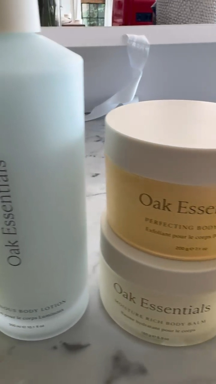 Oak essentials has been life saving for me while I am down due to surgery! Shop my favorites here! 
#beauty #skincare 

#LTKsalealert #LTKbeauty #LTKtravel