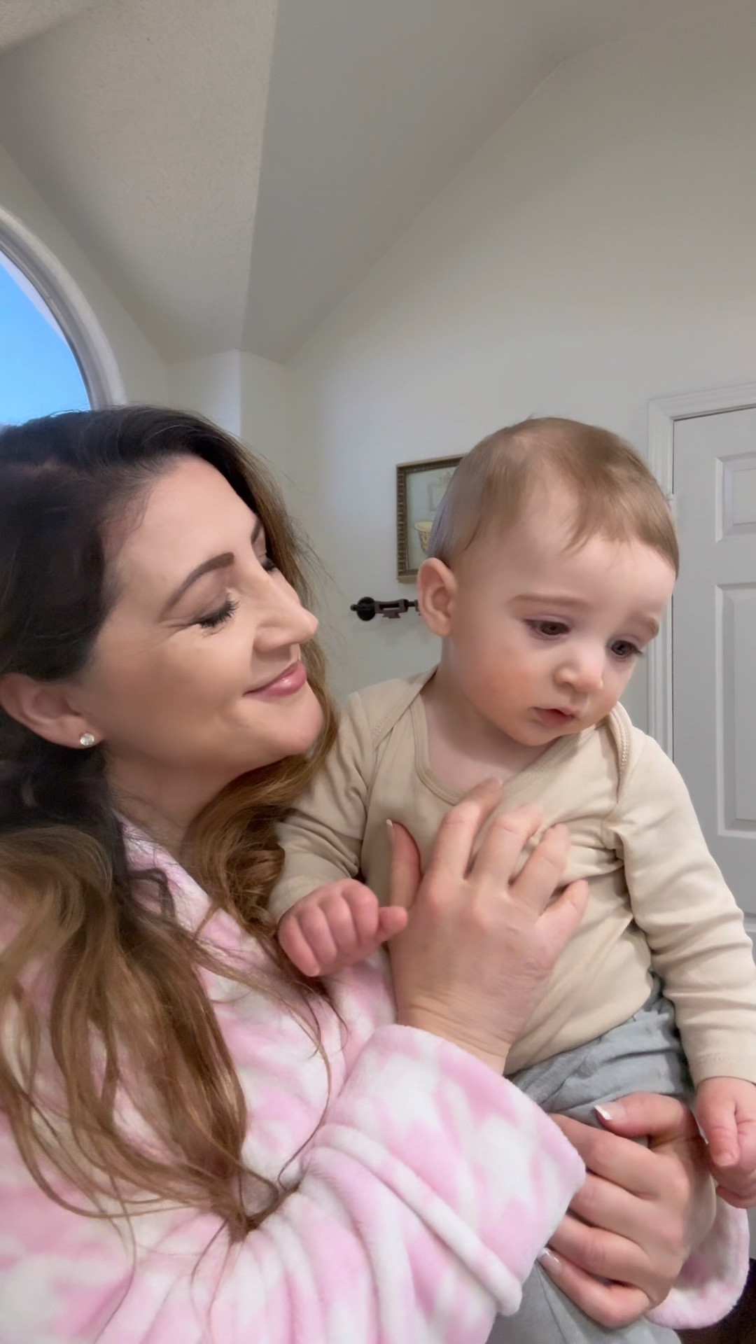 This year, I'm choosing a reset-not perfection, just better routines.
Mornings start with Timebeam-supporting my skin from the inside and out, helping me feel refreshed, hydrated, and ready for the day.
And at night, I slow things down, letting my
skin repair and recharge while I rest.
It's not about doing more... it's about doing what lasts.
A simple AM/PM ritual for skin longevity, energy, and feeling your best-today and long-term. @timebeambeauty @shop.LTK #ltkit #ad #timebeampartner #timebeam,
#timebeambeauty, #NAD, #longevity, #longevitytips, #skinlongevity, #magnesium

#LTKmorningroutine #LTKValentine #LTKmomlife