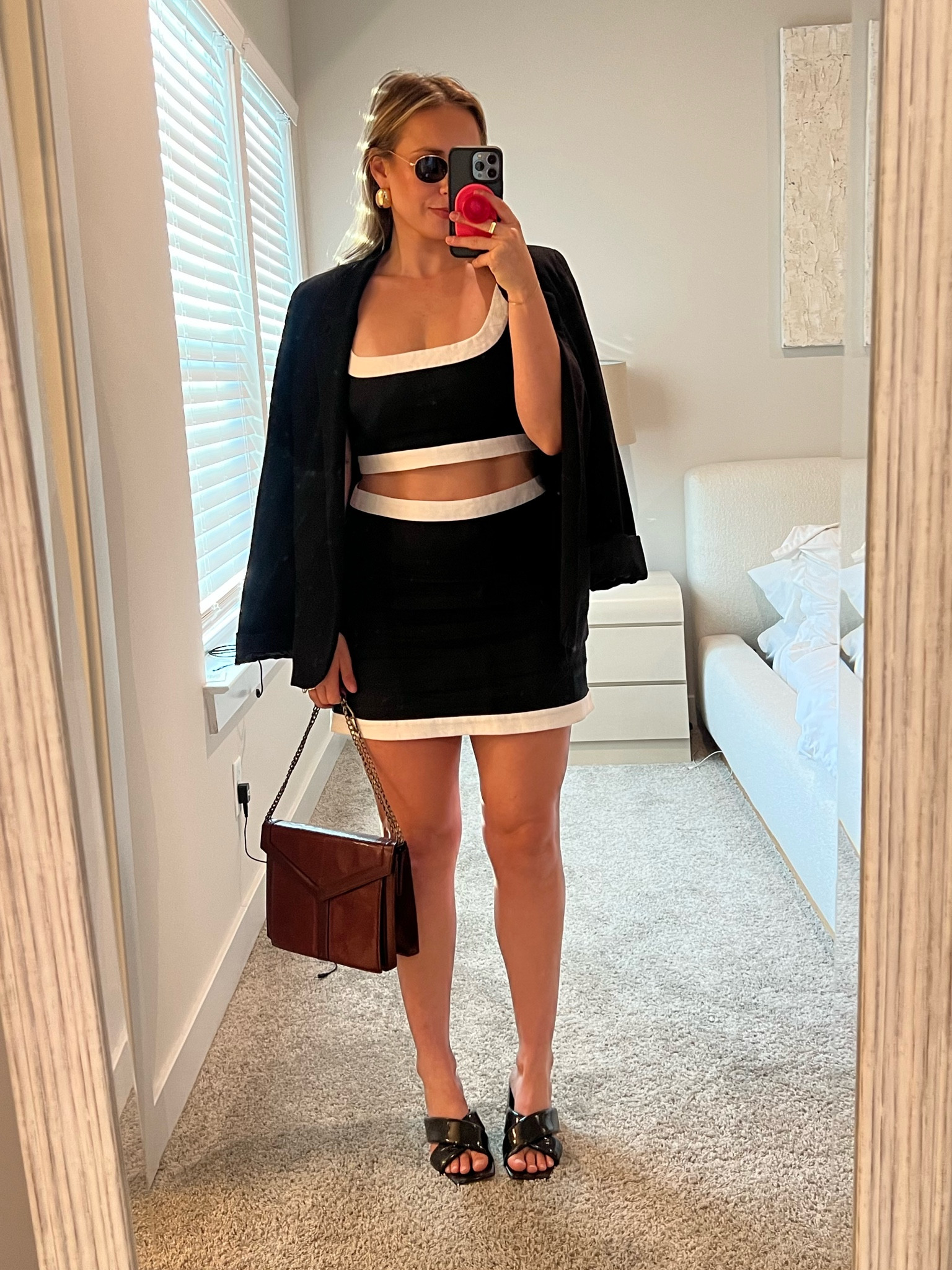 Linen two-piece set, date night outfit, summer night out outfit, black and white blocking, parent trap inspired outfit, vintage YSL envelope bag, bottega dupe earrings  