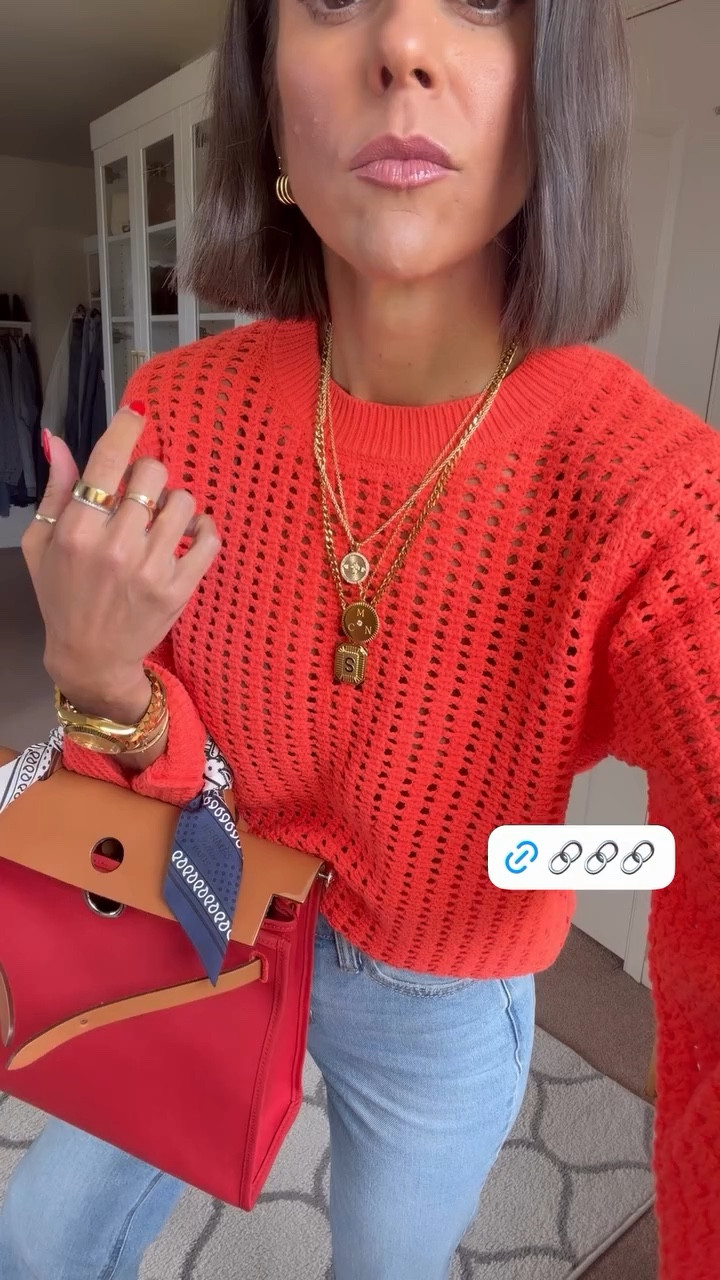 Today’s fit- size small in Walmart sweater Size 0 in jeans Flats tts Bag is Hermes herbag 31

#LTKdayinmylife #LTKootd #LTKSeasonal