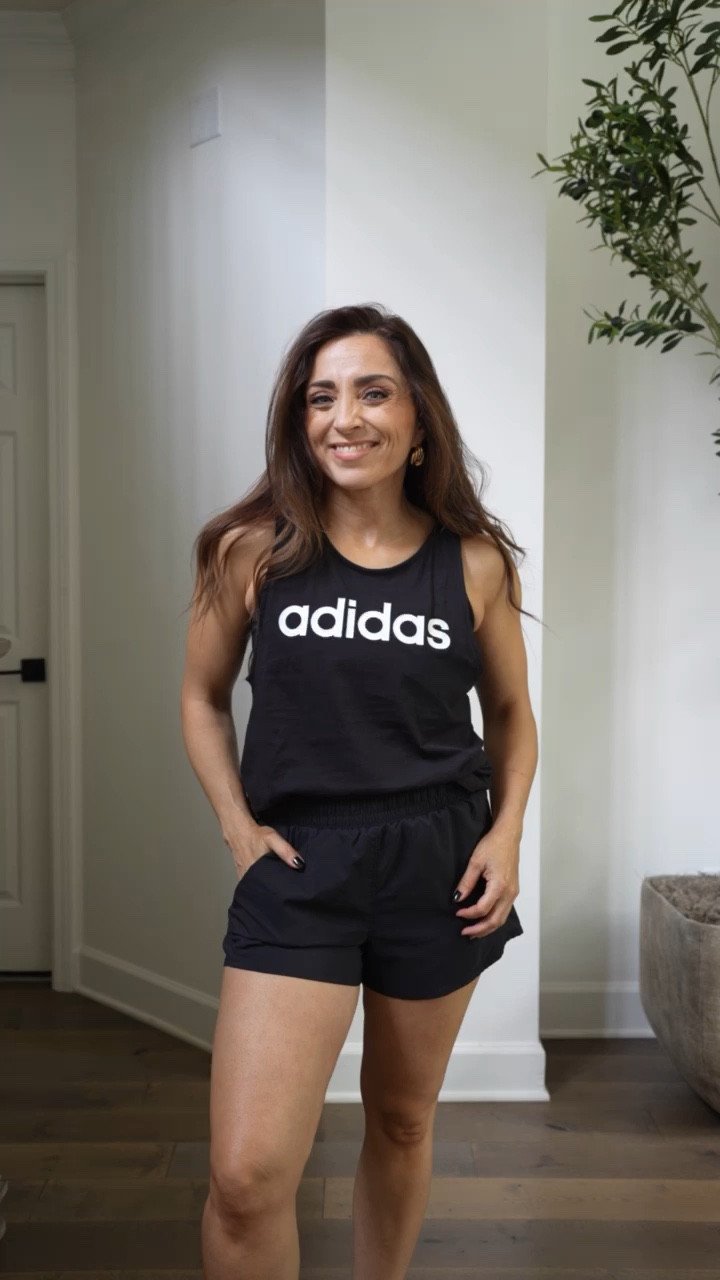 This is my must have workout outfit! 

#LTKFitness #LTKShoeCrush #LTKStyleTip