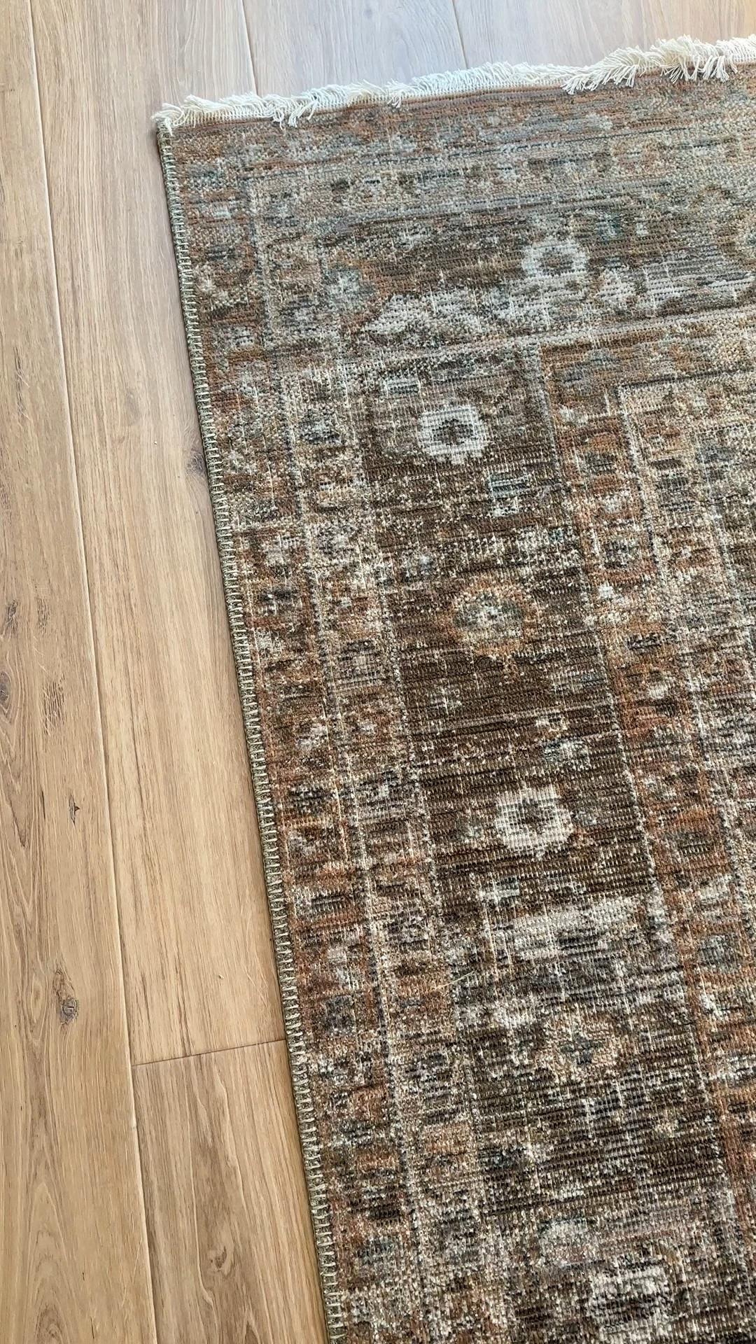 color : gold blue 
amazon home, amazon finds, walmart finds, walmart home, affordable home, amber interiors, studio mcgee, home roundup 