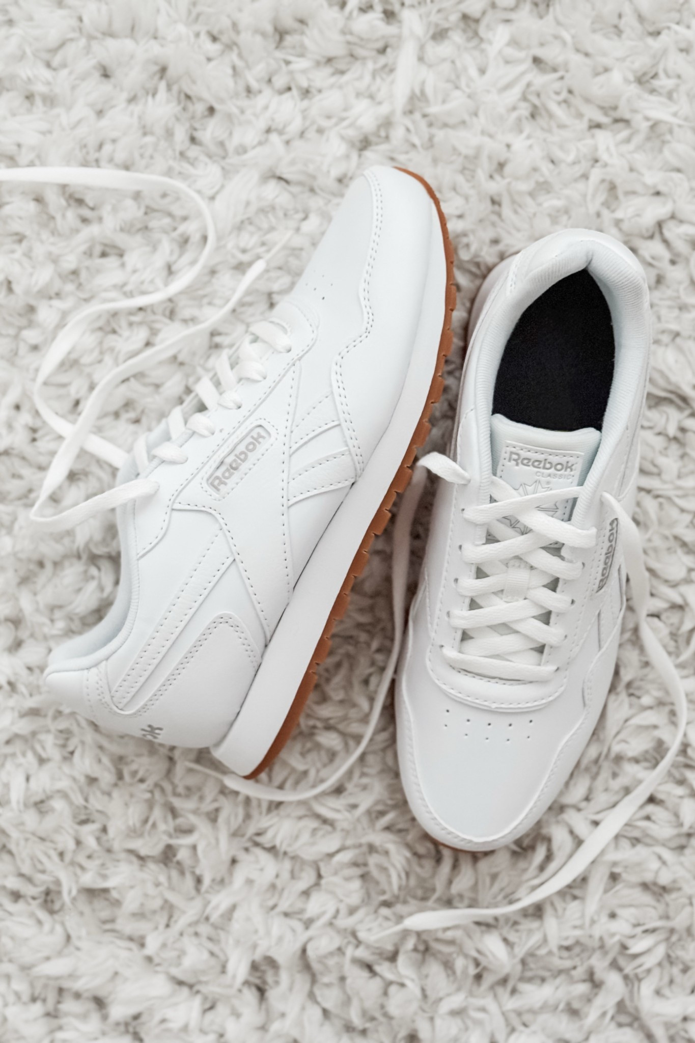 My first pair of Reeboks, but it won’t be my last! 👟 I love this classic style and they’re super comfortable.

#LTKActive #LTKShoeCrush