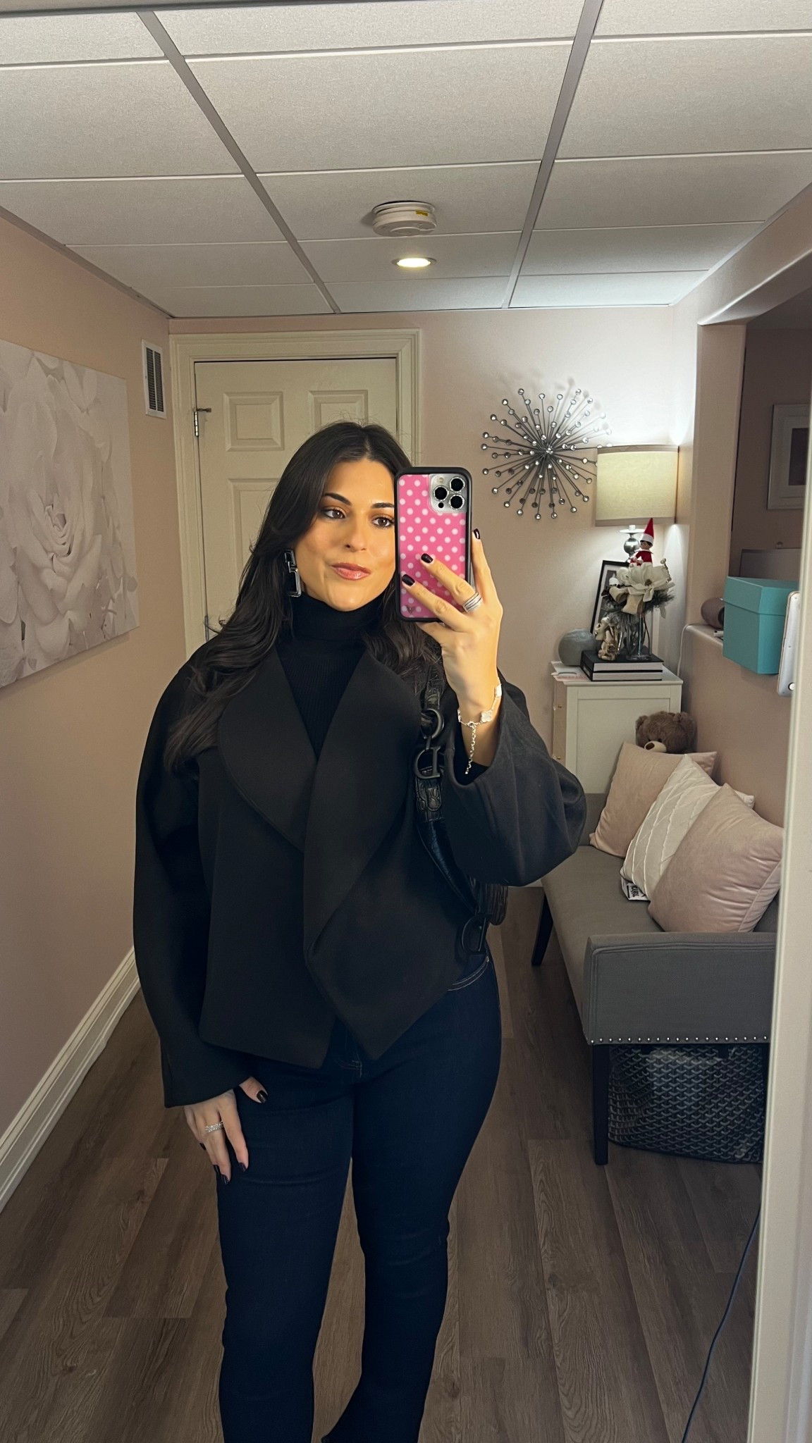 Hockey Game Outfit🏒🖤

#LTKPetite #LTKBeauty #LTKootd