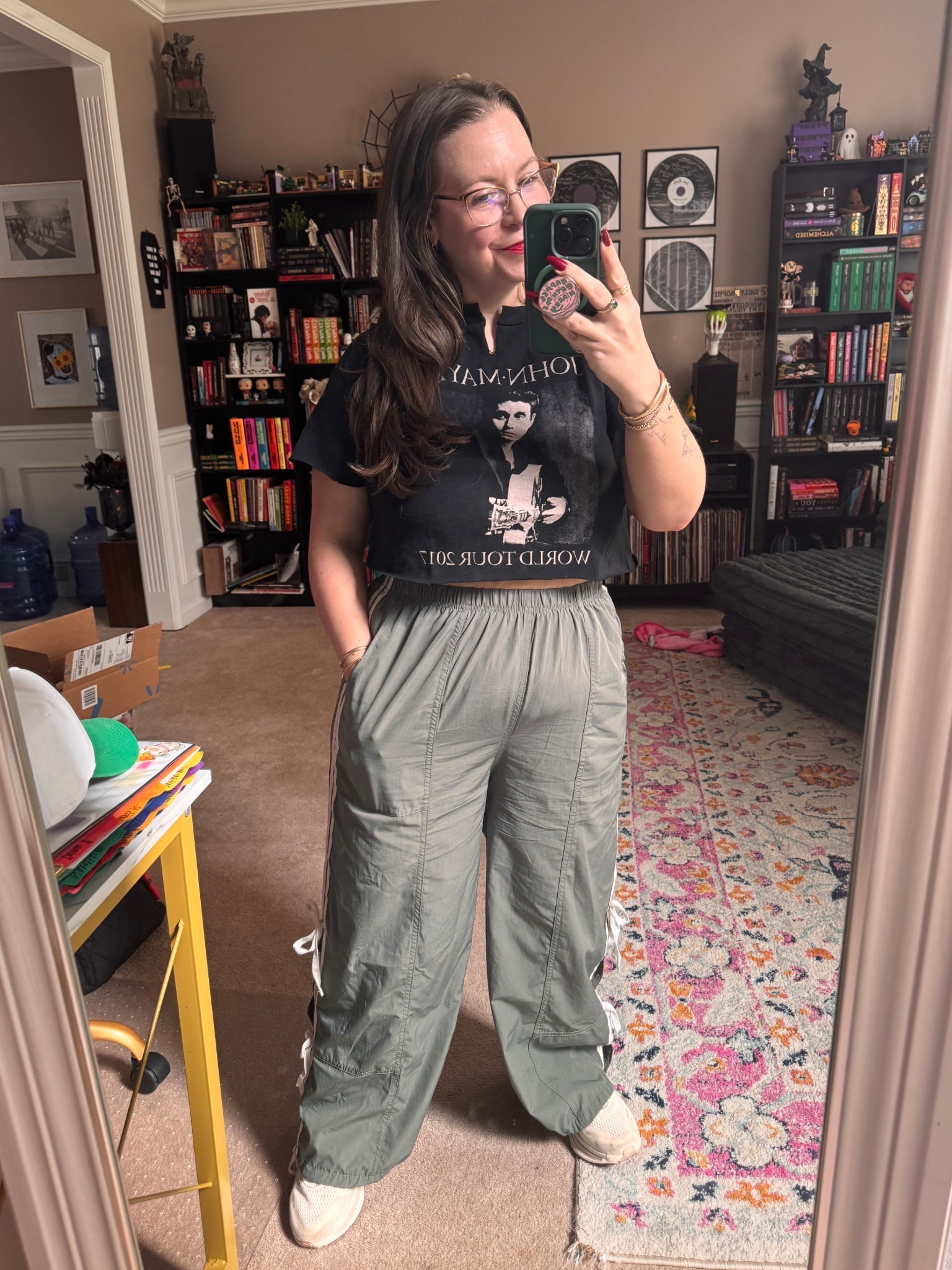 OOTD 
These track pants are too good! 

#LTKdayinmylife #LTKActive #LTKootd