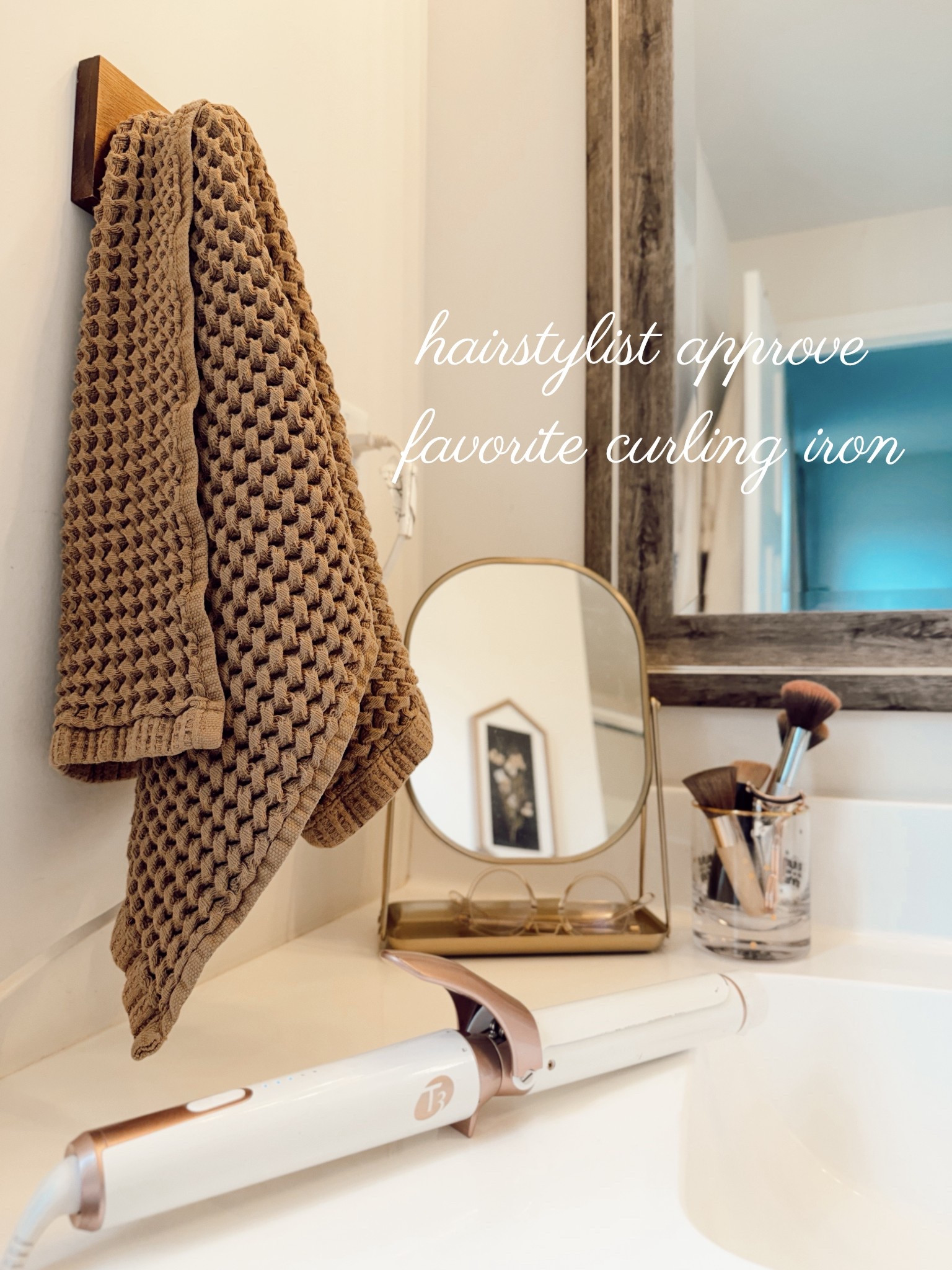 hairstylist approved curling iron ✨ linking my absolute favorite one! It’s the interchangeable T3! I’ve had this for over 7 years and she’s held up beautifully! 

When it comes to styling, your tools matter just as much as your products! Investing in a high-quality curling iron isn’t just about luxury it’s about hair health and the tool lasting long-term!

Cheap curling irons might seem fine at first, but they often:
	•	Overheat or underheat, which can damage your hair over time.
	•	Fail to maintain consistent temperature, leaving some strands under-styled while others burn.
	•	Wear out quickly, meaning you’ll end up replacing them more often (and spending more money in the long run)!

#LTKBeauty #LTKgrwm #LTKselfcare