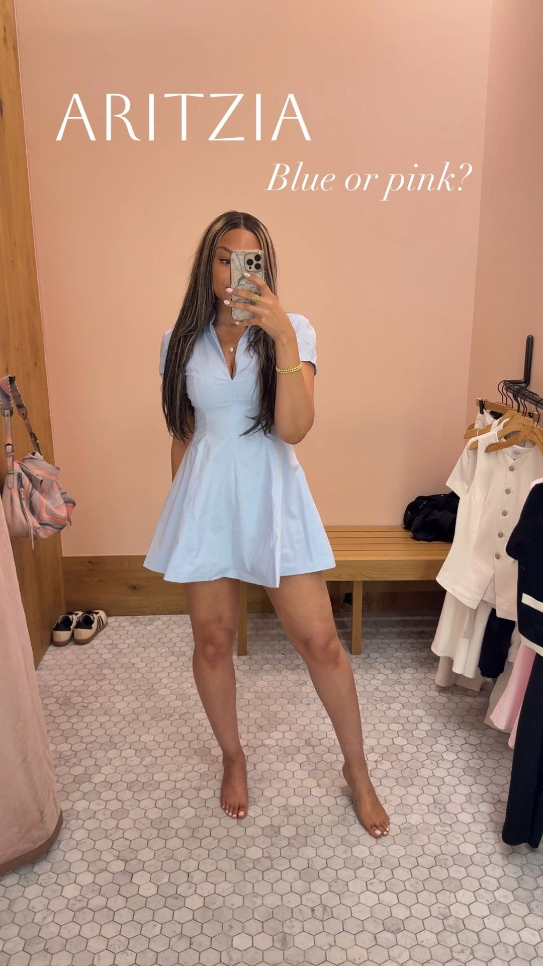 Team 🩵 or 🩷? Aritzia Intro Poplin Dress size 2 in both 💫

Aritzia dress spring summer blue pink mini v neck solid casual 