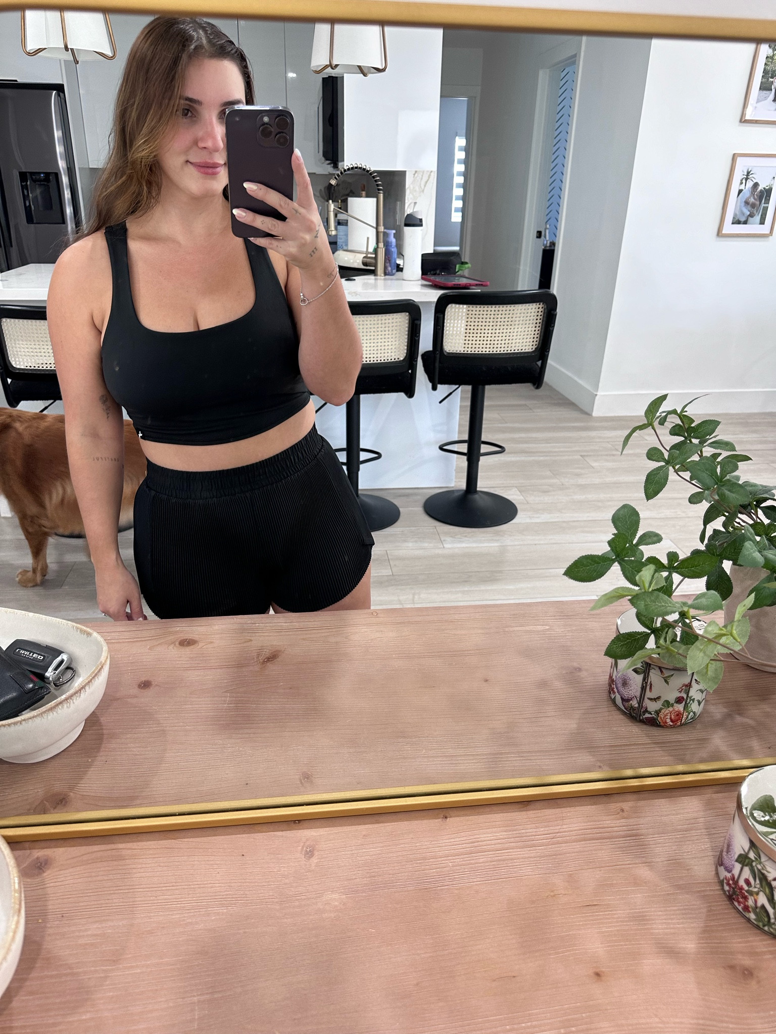 Small in top and XS in bottoms 

#LTKSummerSales #LTKActive #LTKFindsUnder50