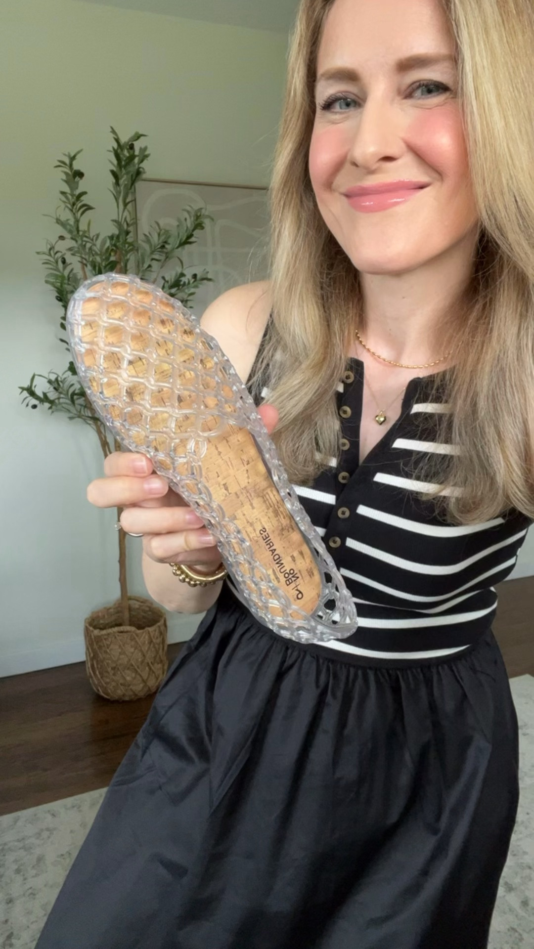 Comfy and cute jelly shoes on Walmart! Fit is true to size; if between go down. #walmartfashion
