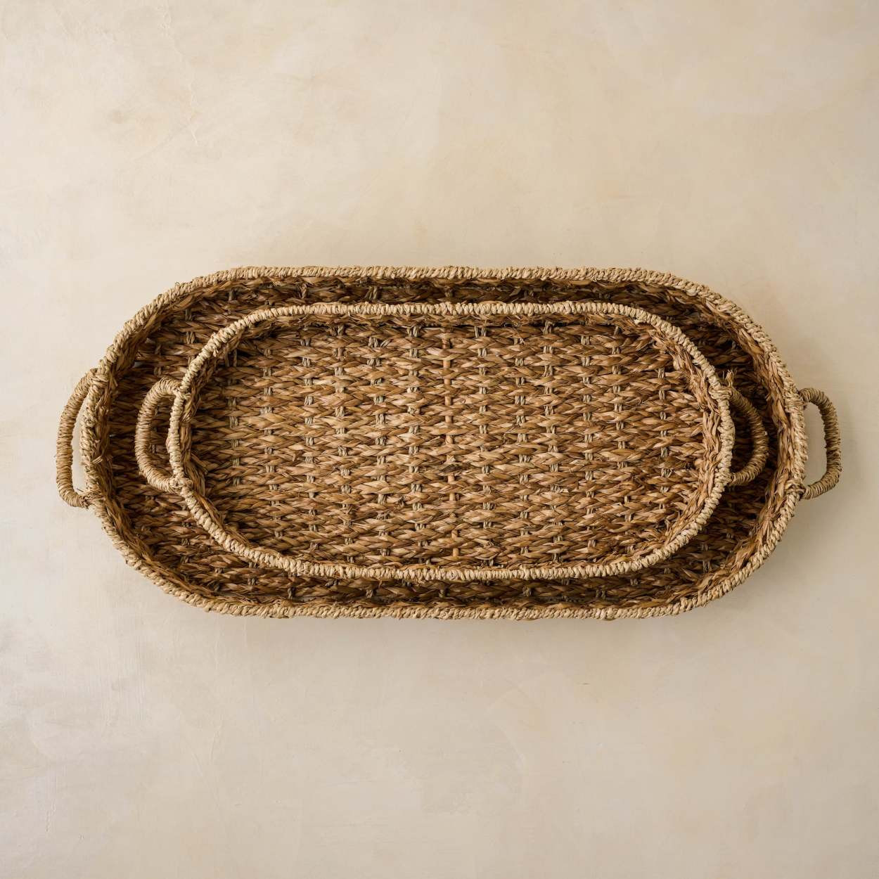 Woven Pill-Shaped Tray | Magnolia