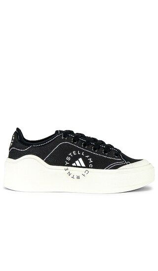 Court Sneaker in Core Black & Off White | Revolve Clothing (Global)