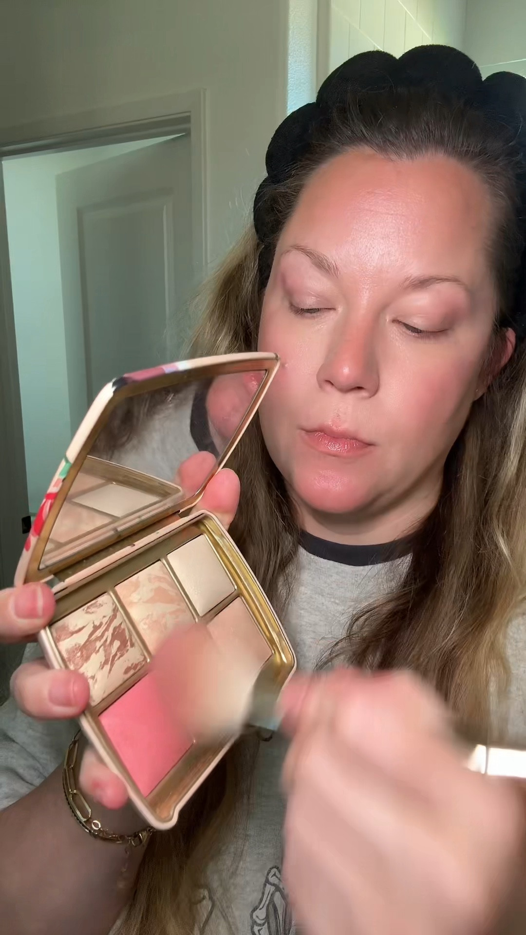 Makeup when you only have 5 minutes✨

#LTKBeauty