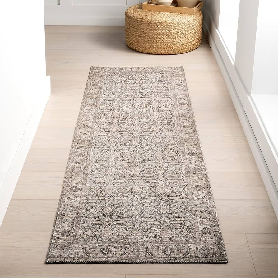 nuLOOM Hillstone Collection 2'8" x 8' Area Rug, Traditional Vintage Distressed Medallion, Thick a... | Amazon (US)
