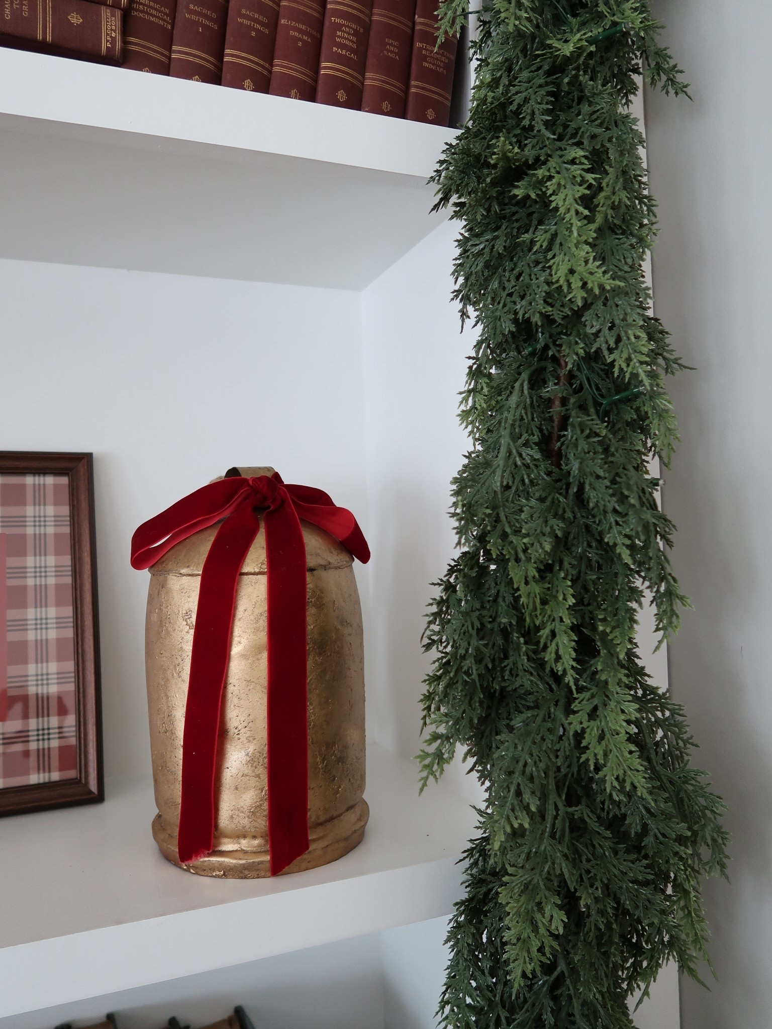 Christmas bells and garland from Amazon

 

 #LTKHoliday #LTKSeasonal #LTKHome