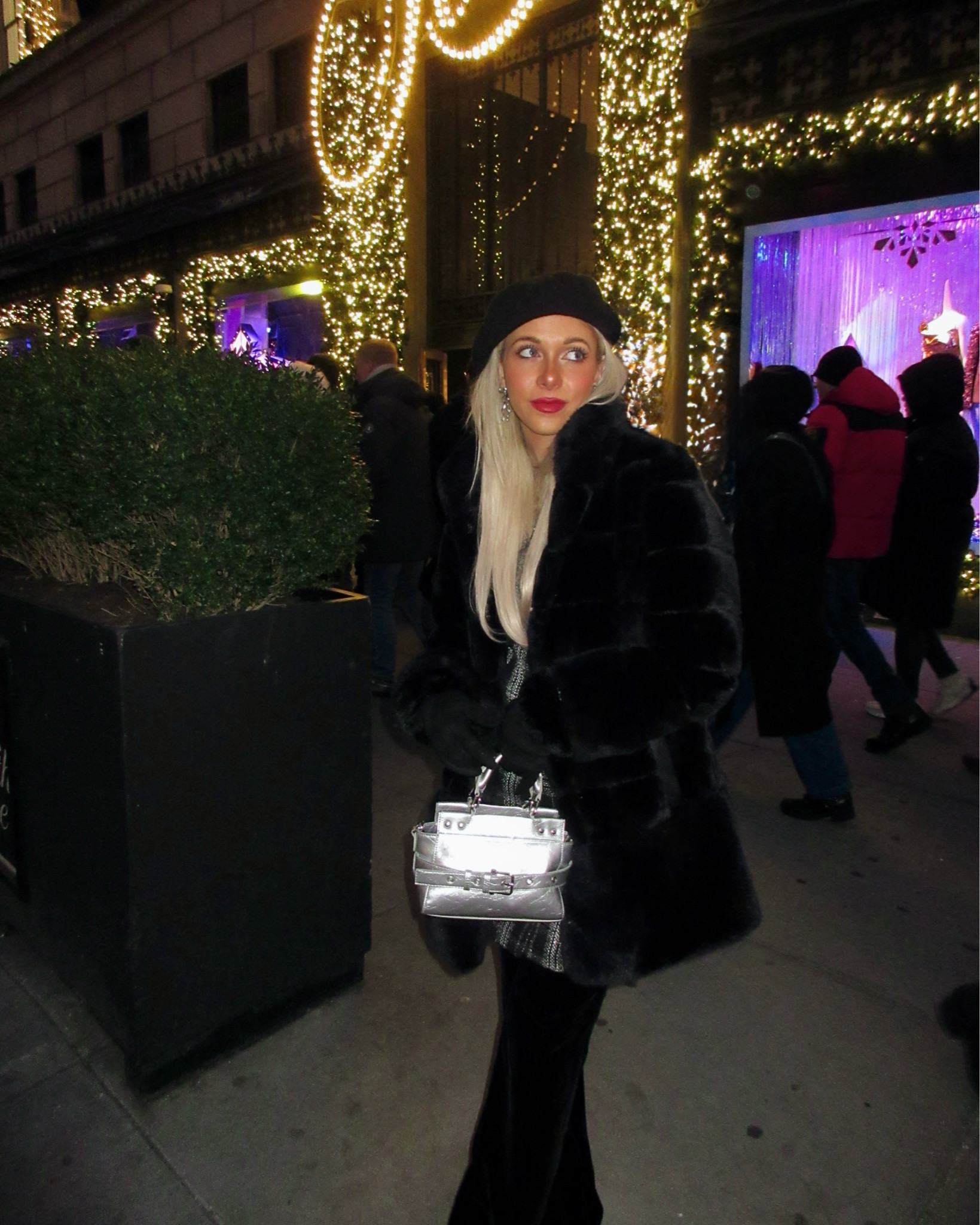 winter fashion outfit inspo, New York City outfit, New York fashion, winter outfit ideas, black beret winter hat, black fur coat for winter chic, snow day outfit ideas, winter accessories for snow, cozy winter wear, winter fashion trends, winter fashion 2025, cold weather outfit inspiration, chic winter look, snow style essentials

#LTKStyleTip #LTKNYFW #LTKTravel