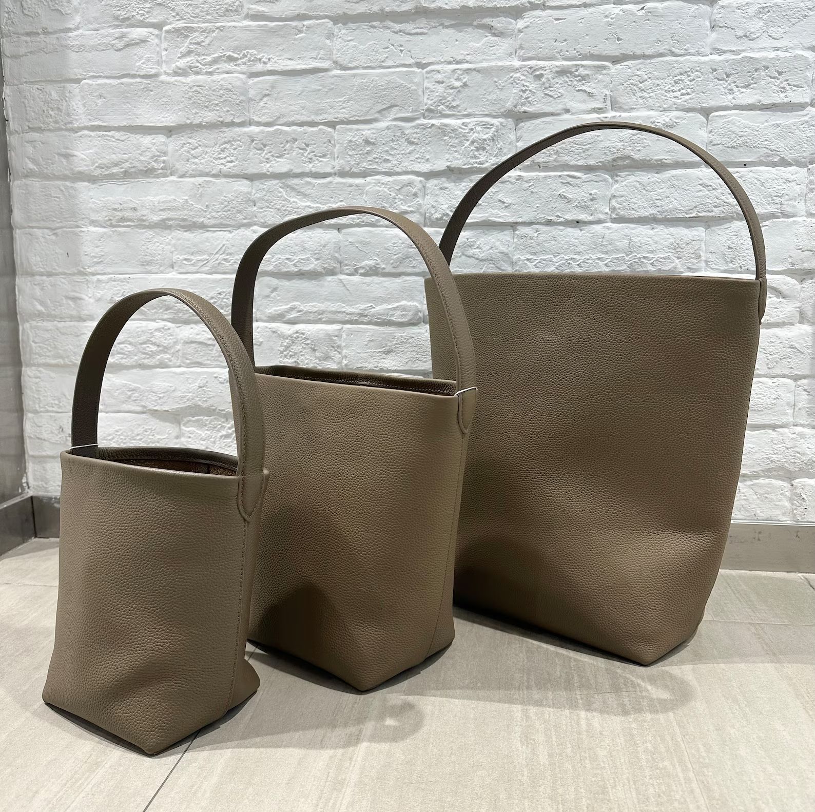 Minimalist Classic Leather Bucket Bag, Black Large Leather Tote Bag, Fashion Shoulder Bag, Tan Mu... | Etsy (US)