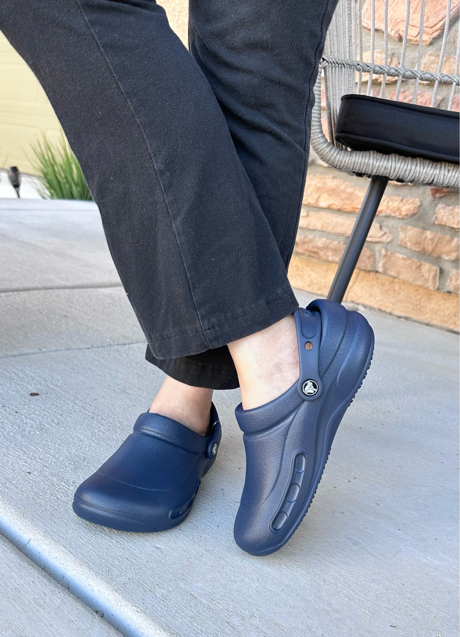 Crocs specialist vent on sale navy