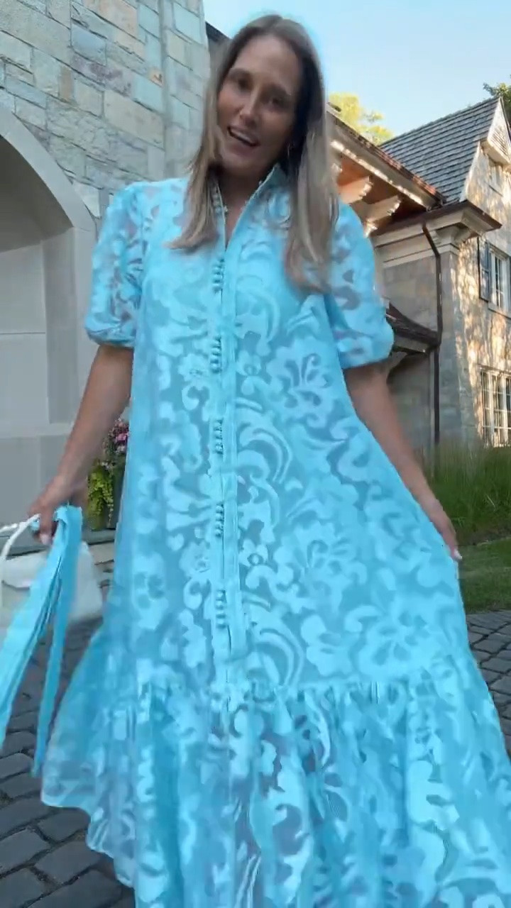 At 54 and 170 pounds, it still means something when I try on a dress and immediately feel good in it. This one can be worn with the belt when you want more shape or without it for a relaxed, flowy fit. The color is so pretty for summer, and I hope this reminds you that the right dress can make you feel like yourself again.

#LTKOver40 #LTKSeasonal #LTKMidsize
