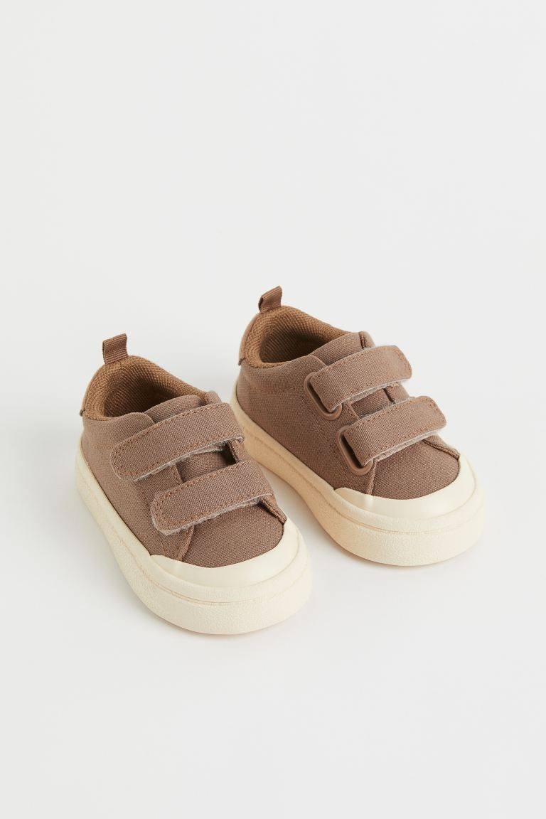 Canvas trainers | H&M (UK, MY, IN, SG, PH, TW, HK)