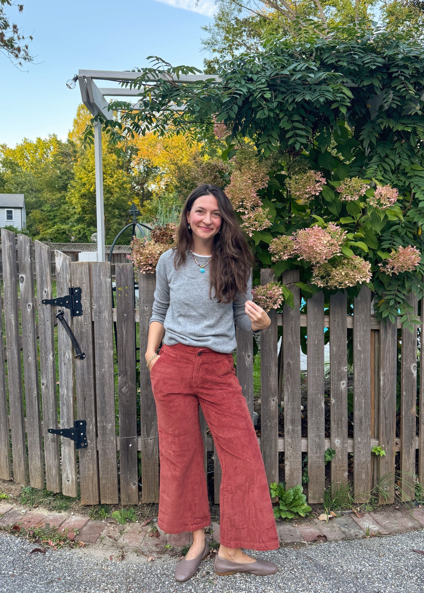 What I wore as a 38 year old mom of two to go to dinner with friends (& then play Bunco at our golf club!)! This sweater is so soft & it’s the best Mongolian cashmere sweater for under $50 that I’ve found! I also really love these corduroys… they’re so soft & I love the cropped length (linking the twill version!), & this quilted bag is so roomy & versatile! But really, the under $50 cashmere… 🙌🩷💁🏻‍♀️

#LTKSeasonal #LTKFindsUnder50 #LTKStyleTip