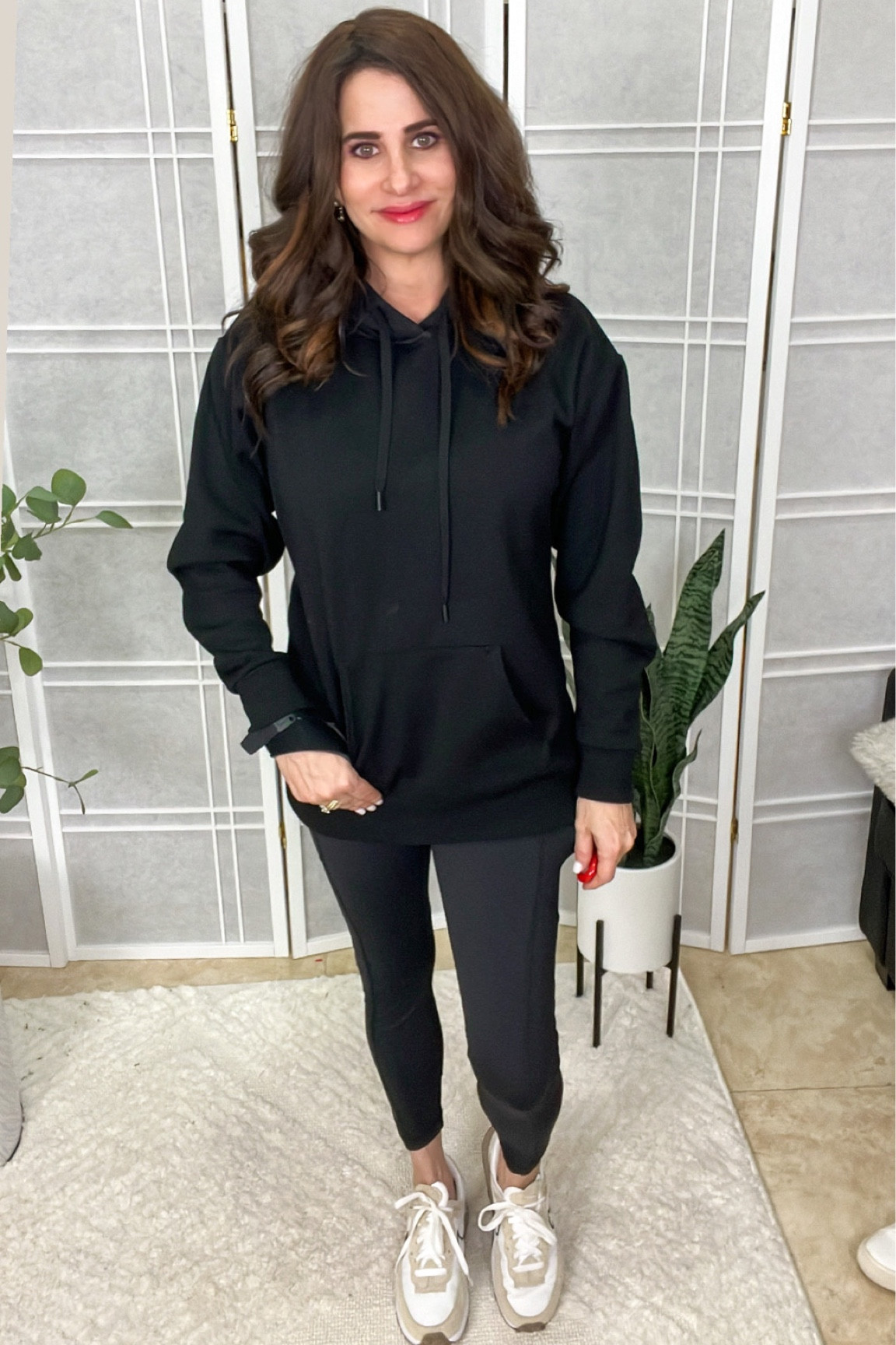 Sweatshirt sm
Leggins xs
Sneakers TTS

#LTKstyletip #LTKtravel #LTKunder50