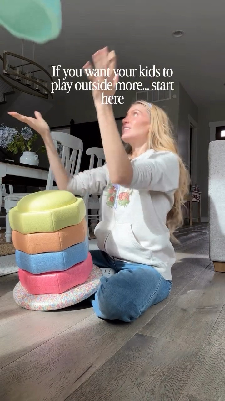 If you want your kids to play outside more… start simple 🤍 #nubypartner 

These @nubyusa stepping stones turned into:
✨ an obstacle course
✨ a balance game
✨ “don’t touch the lava”
✨ 45 minutes of independent play

…and when we came inside, they just kept going 🥹

This is your reminder that it doesn’t have to be complicated to be fun

Save this for later & send to a mom who needs an easy win 🤍

#nuby #outdoorplayideas #indoorplayideas #momlifehacks