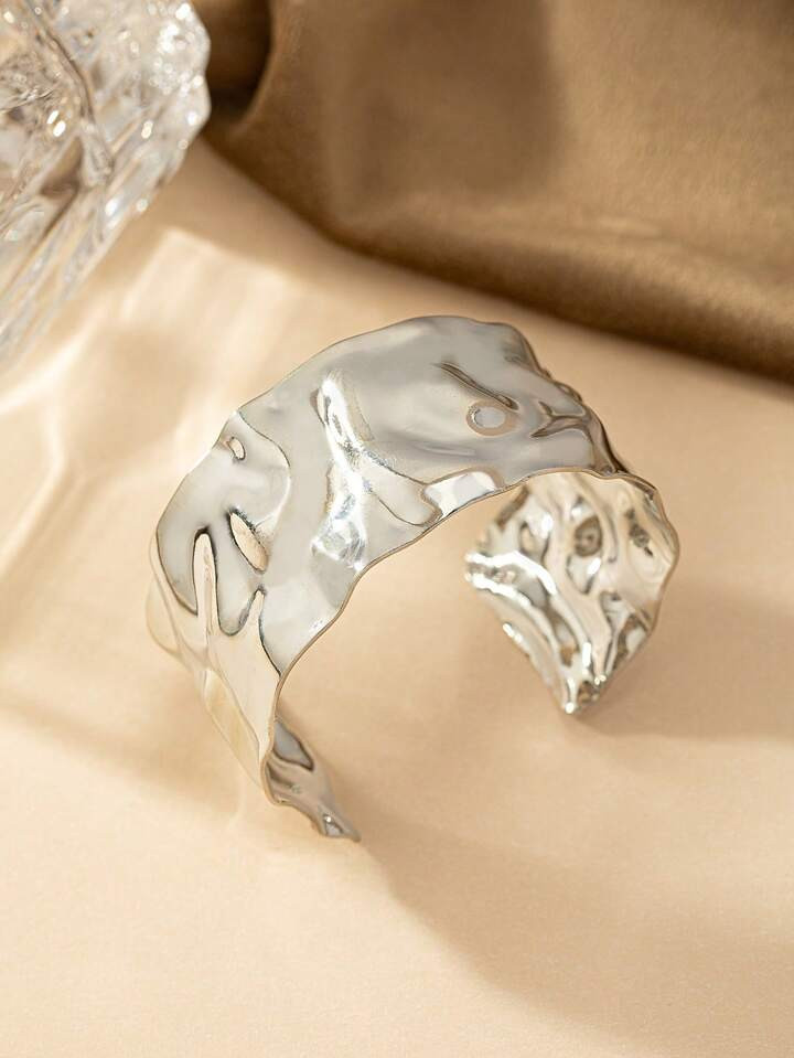 1pc Women Liquid Metal Silver Wavy Design Wide Bracelet, Fashionable & Versatile Daily Accessory | SHEIN