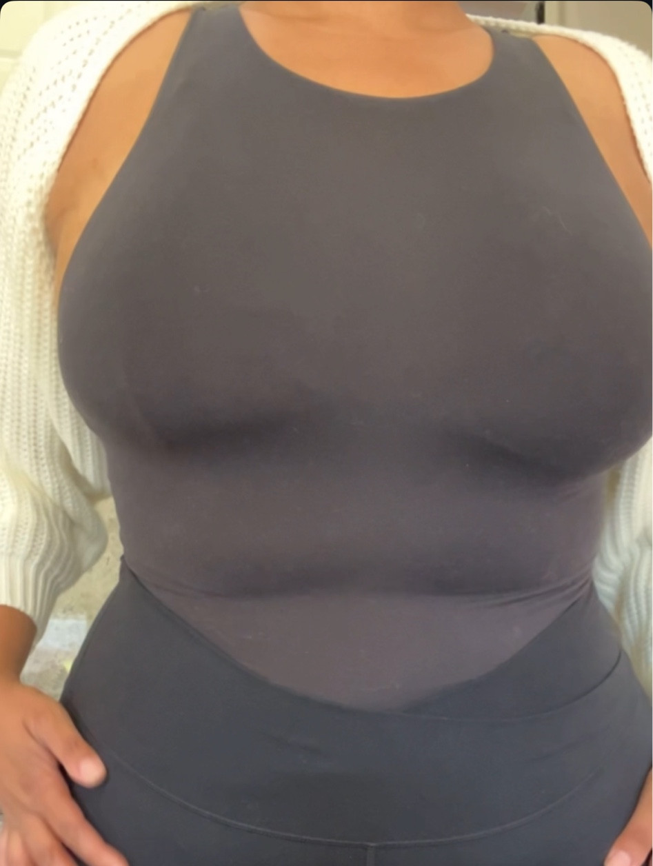 Bodysuit size XL

#LTKMidsize #LTKFindsUnder100 #LTKFindsUnder50